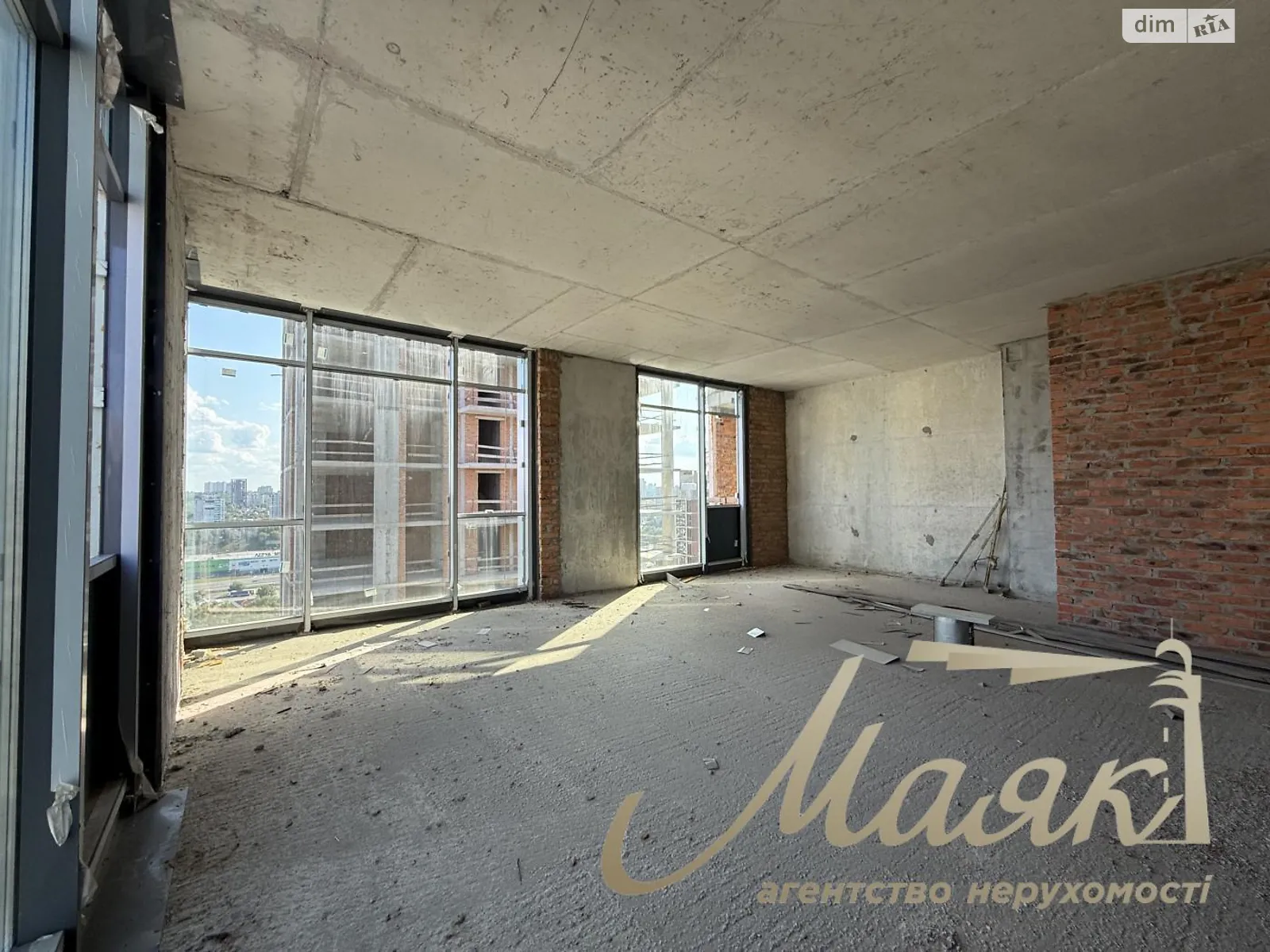 Продается 3-комнатная квартира 104.97 кв. м в Киеве, ул. Андрея Верхогляда(Драгомирова) - фото 1