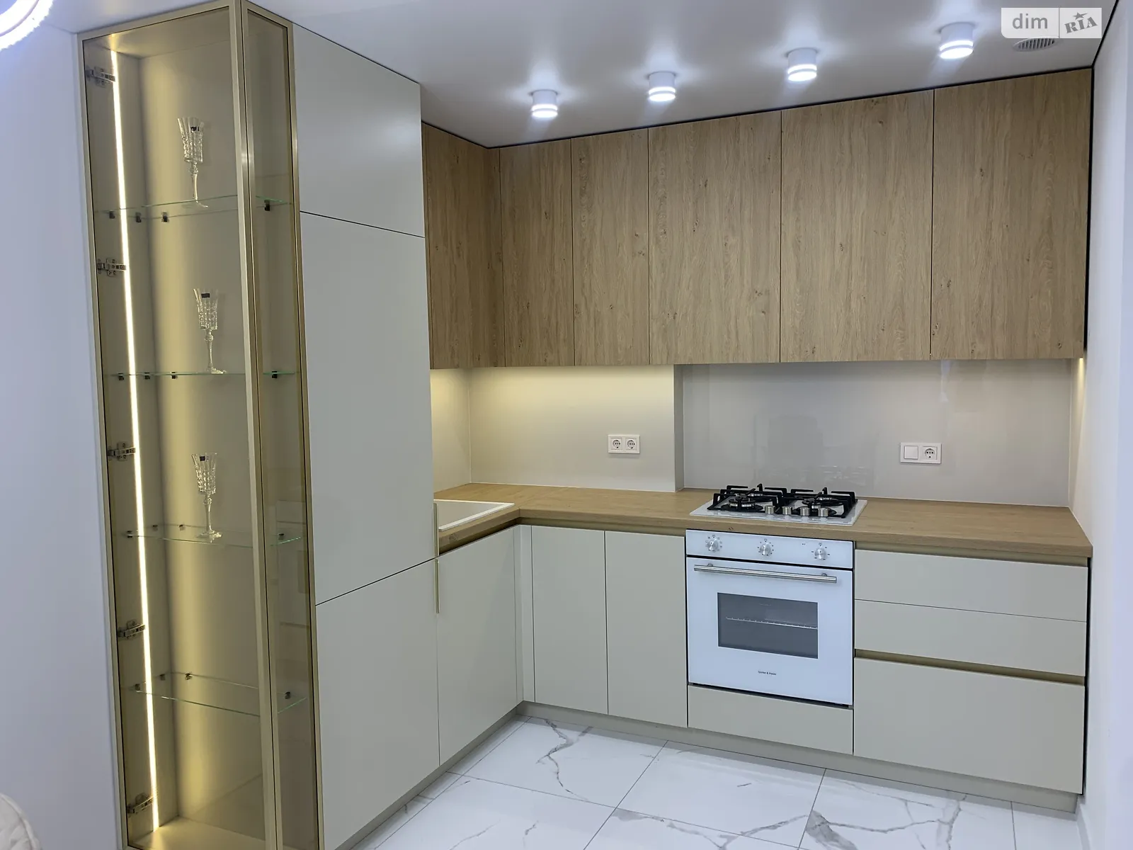 2-комнатная квартира 56 кв. м в Тернополе, ул. Смакулы - фото 1