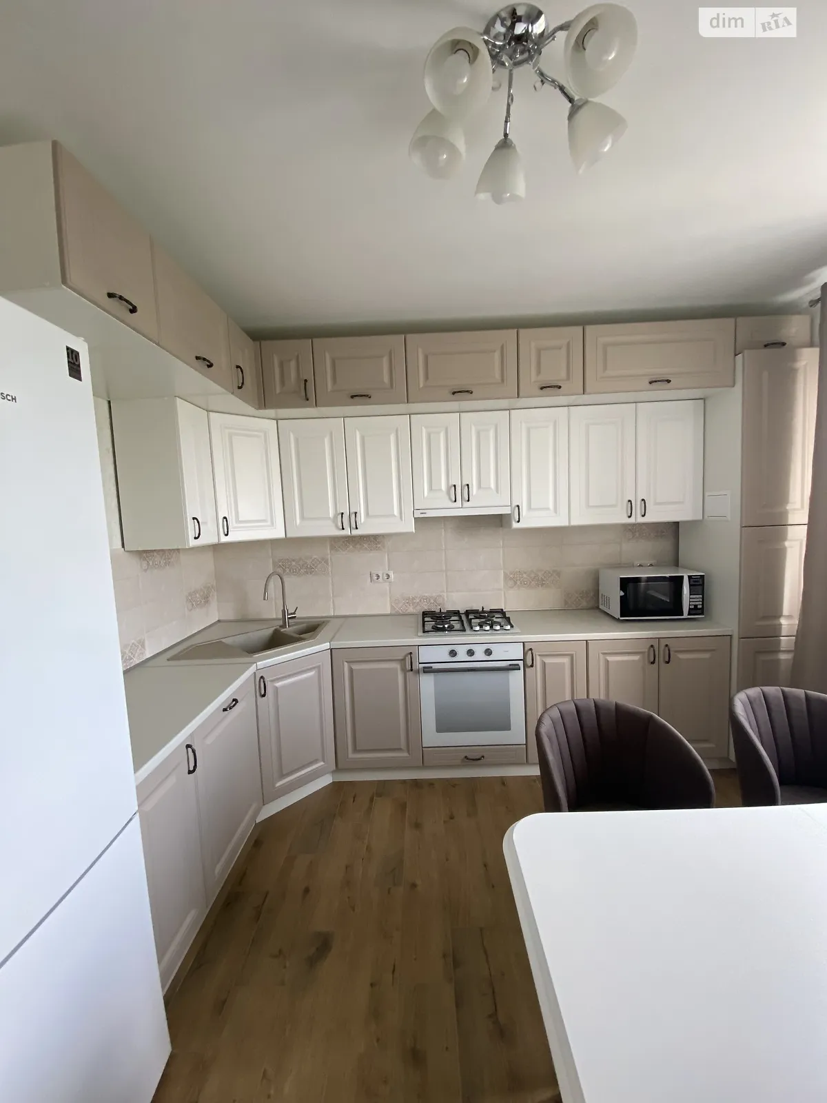 Продается 3-комнатная квартира 84 кв. м в Ивано-Франковске, ул. Национальной Гвардии, 14Ш - фото 1