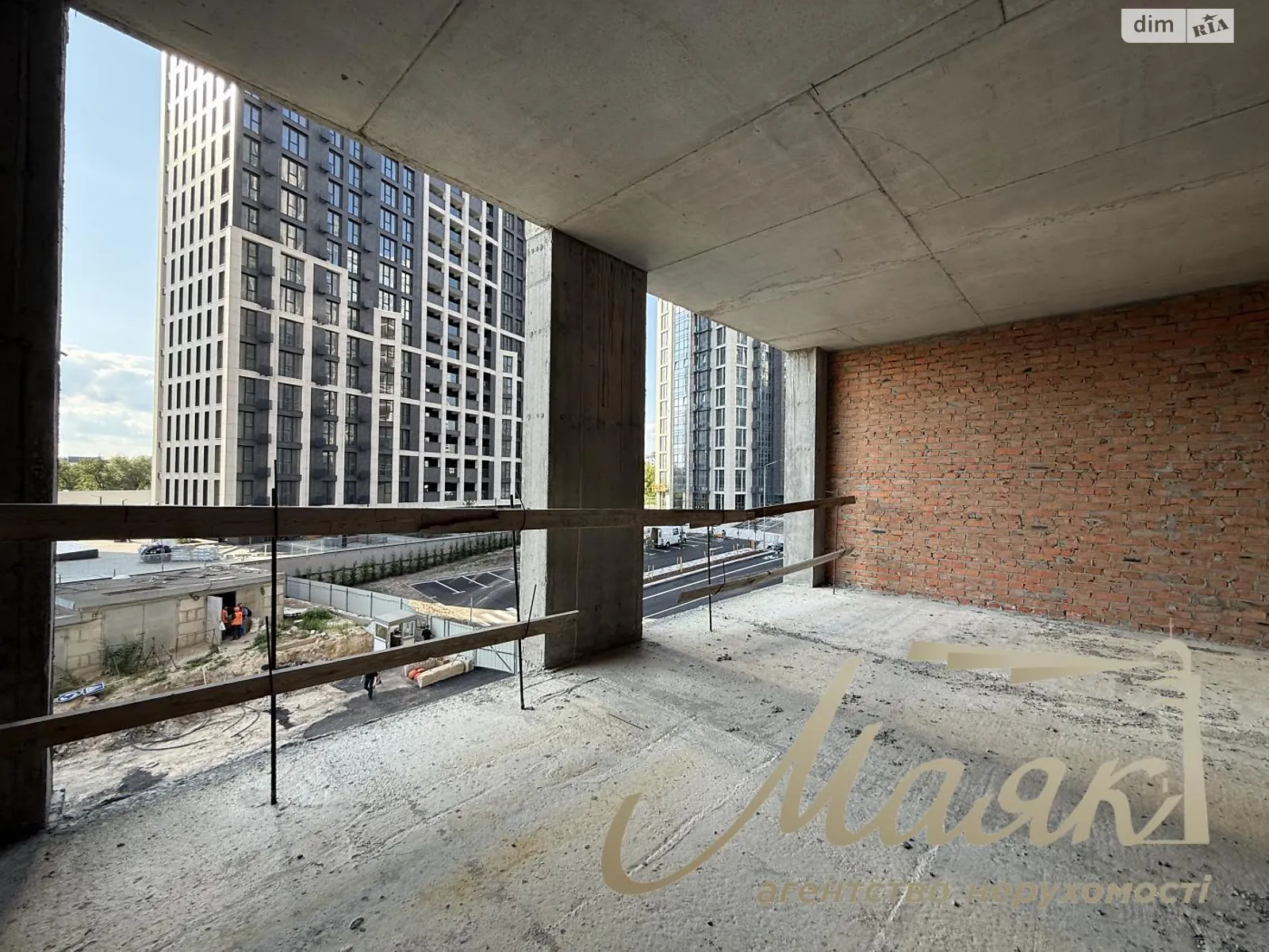 Продается 1-комнатная квартира 51.39 кв. м в Киеве, ул. Андрея Верхогляда(Драгомирова) - фото 1