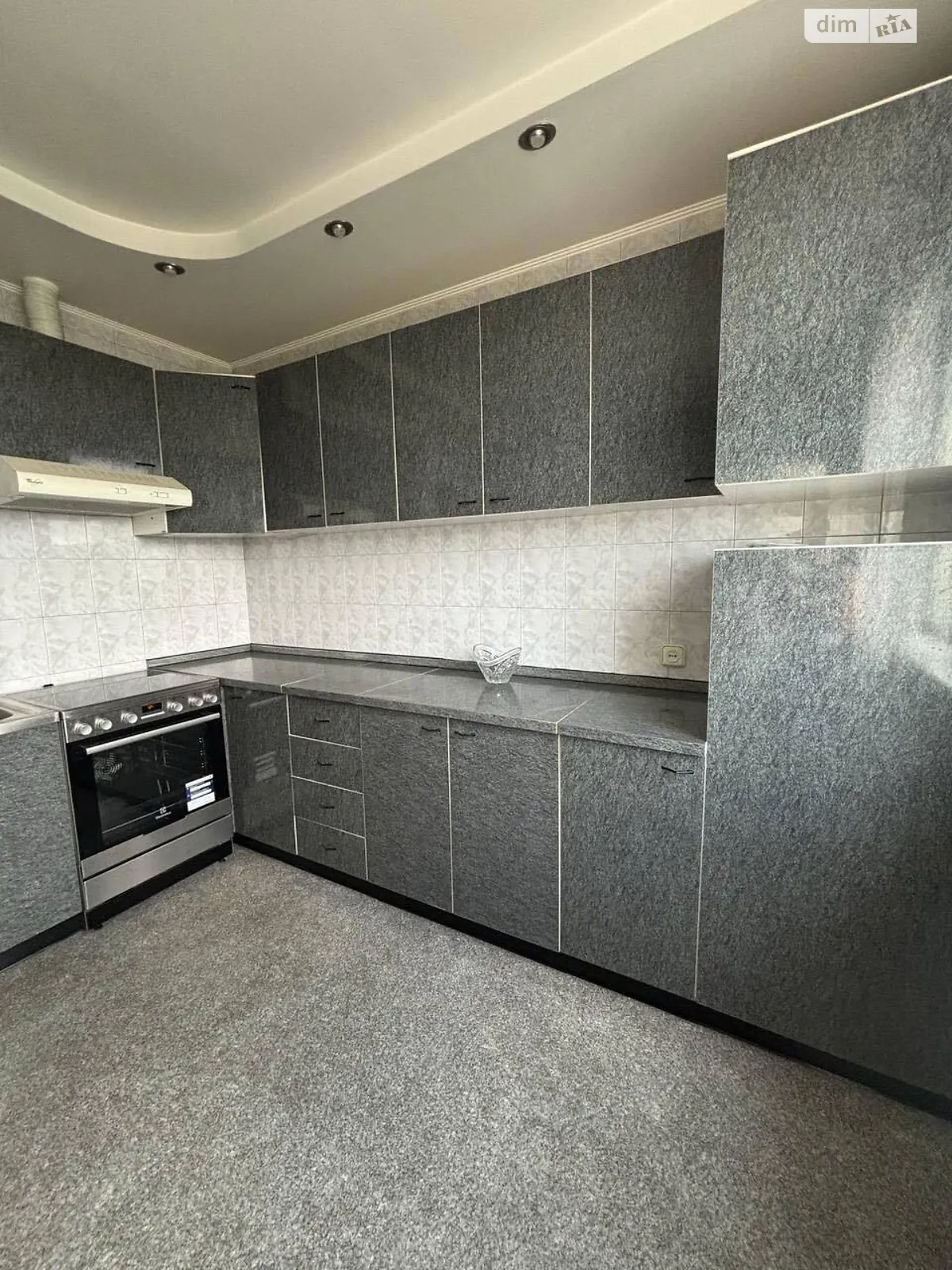 Продается 3-комнатная квартира 79 кв. м в Харькове, ул. Волонтерская - фото 1