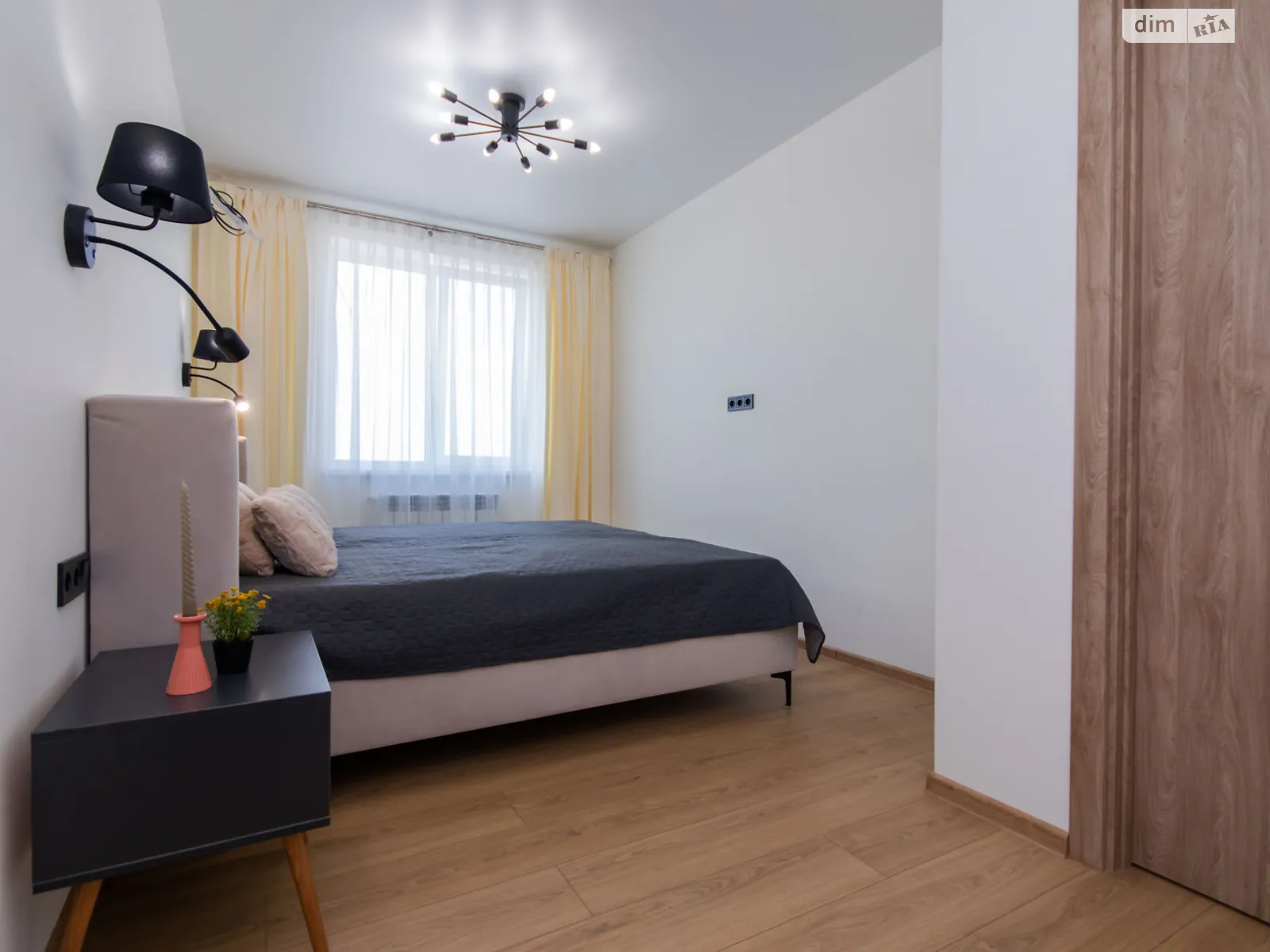 Продається 2-кімнатна квартира 68.2 кв. м у Києві, вул. Черкаська, 20 - фото 1