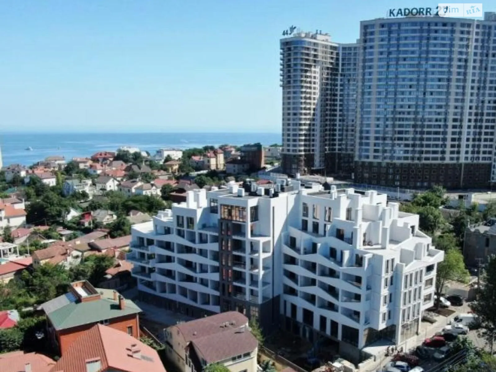 Продается 1-комнатная квартира 40 кв. м в Одессе, пер. Каманина - фото 1