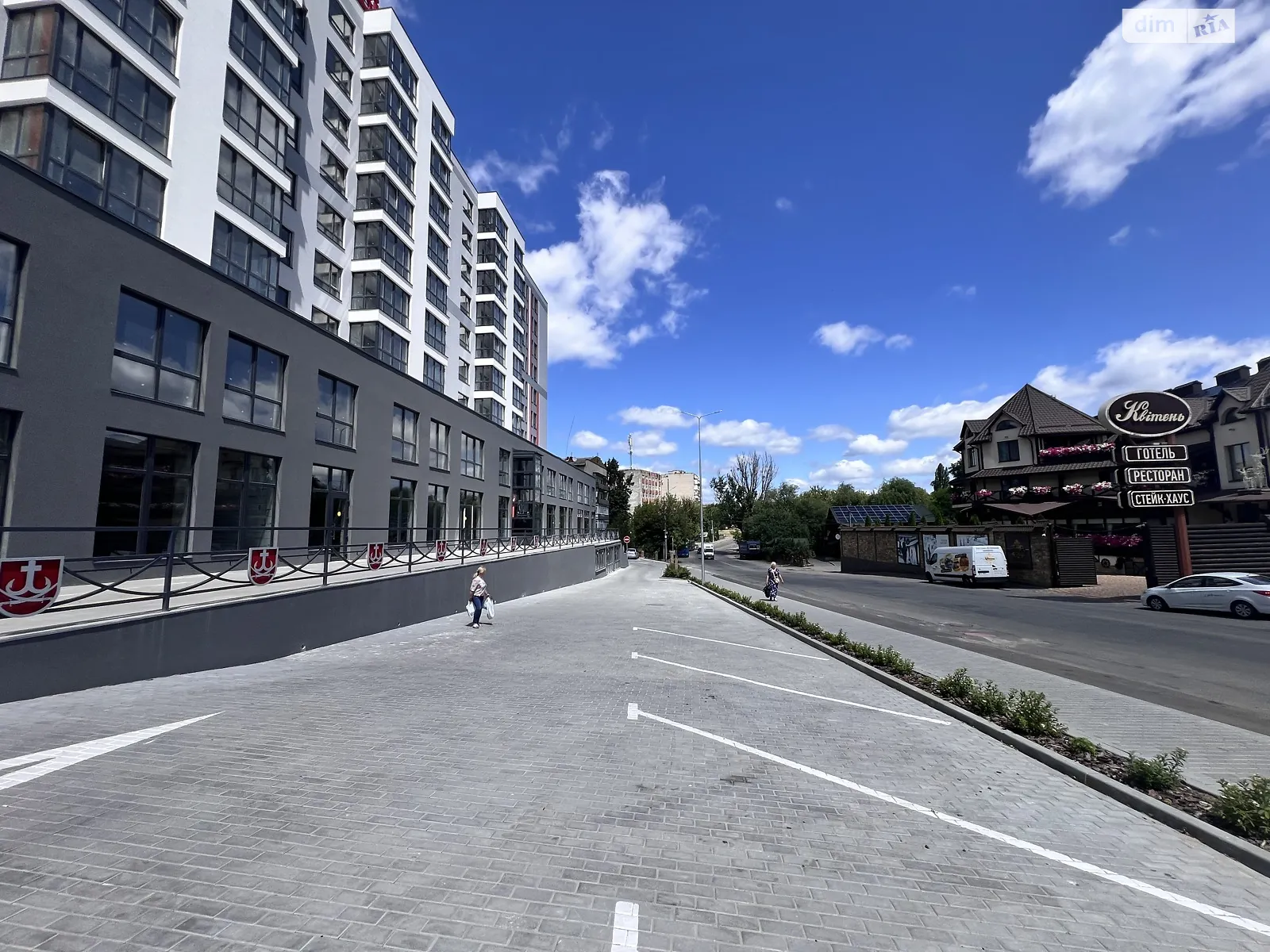 Продается 2-комнатная квартира 77.53 кв. м в Виннице, пл. Привокзальная, 30 - фото 1