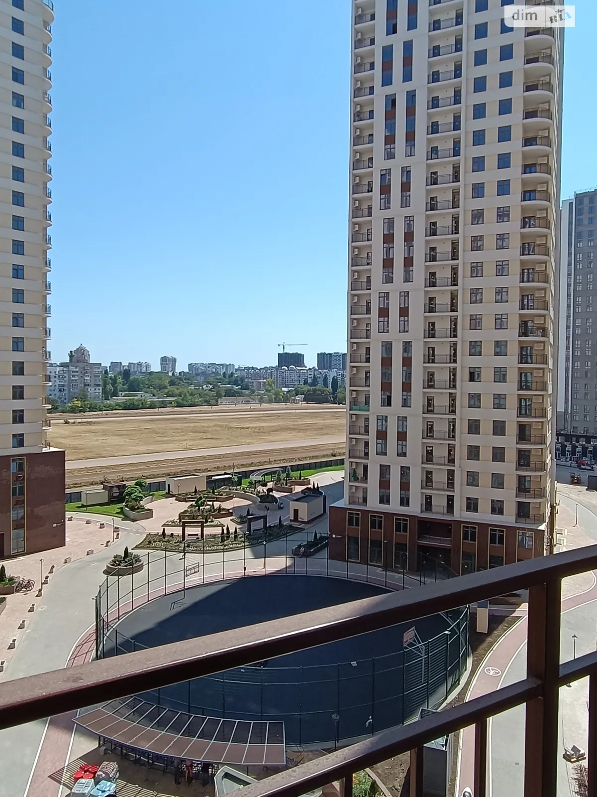 Продается 1-комнатная квартира 41 кв. м в Одессе, ул. Краснова, 3 корпус 68 - фото 1