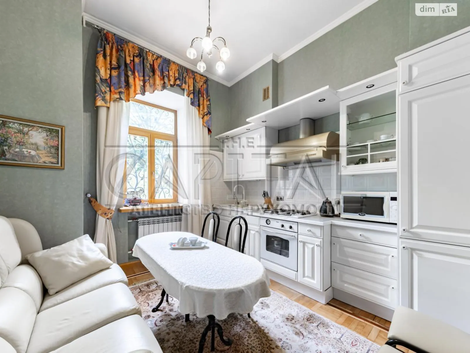 Продается 4-комнатная квартира 135 кв. м в Киеве, ул. Вячеслава Липинского(Чапаева), 9 - фото 1