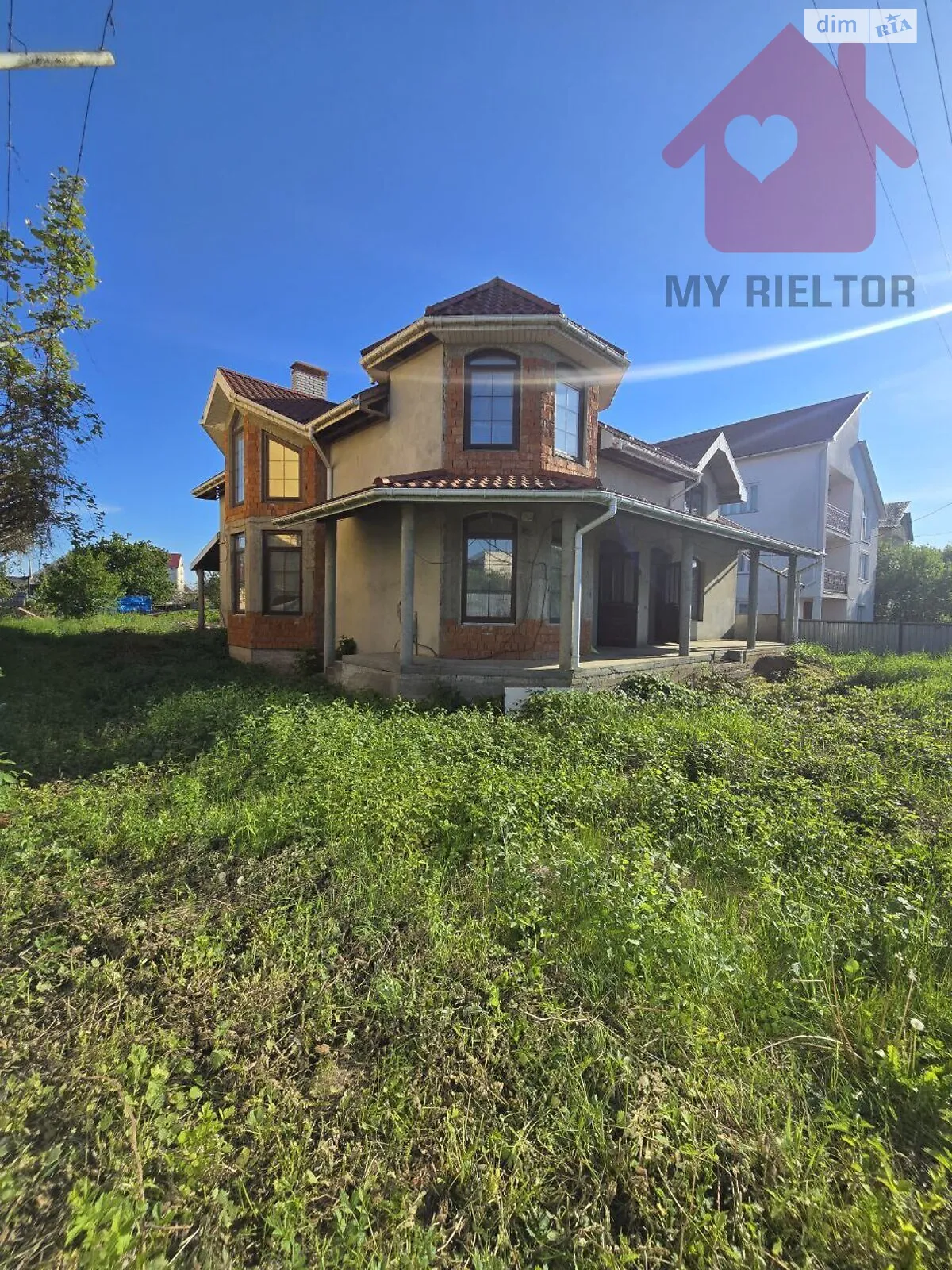 Продается дом на 2 этажа 250 кв. м с мебелью, цена: 180000 $ - фото 1