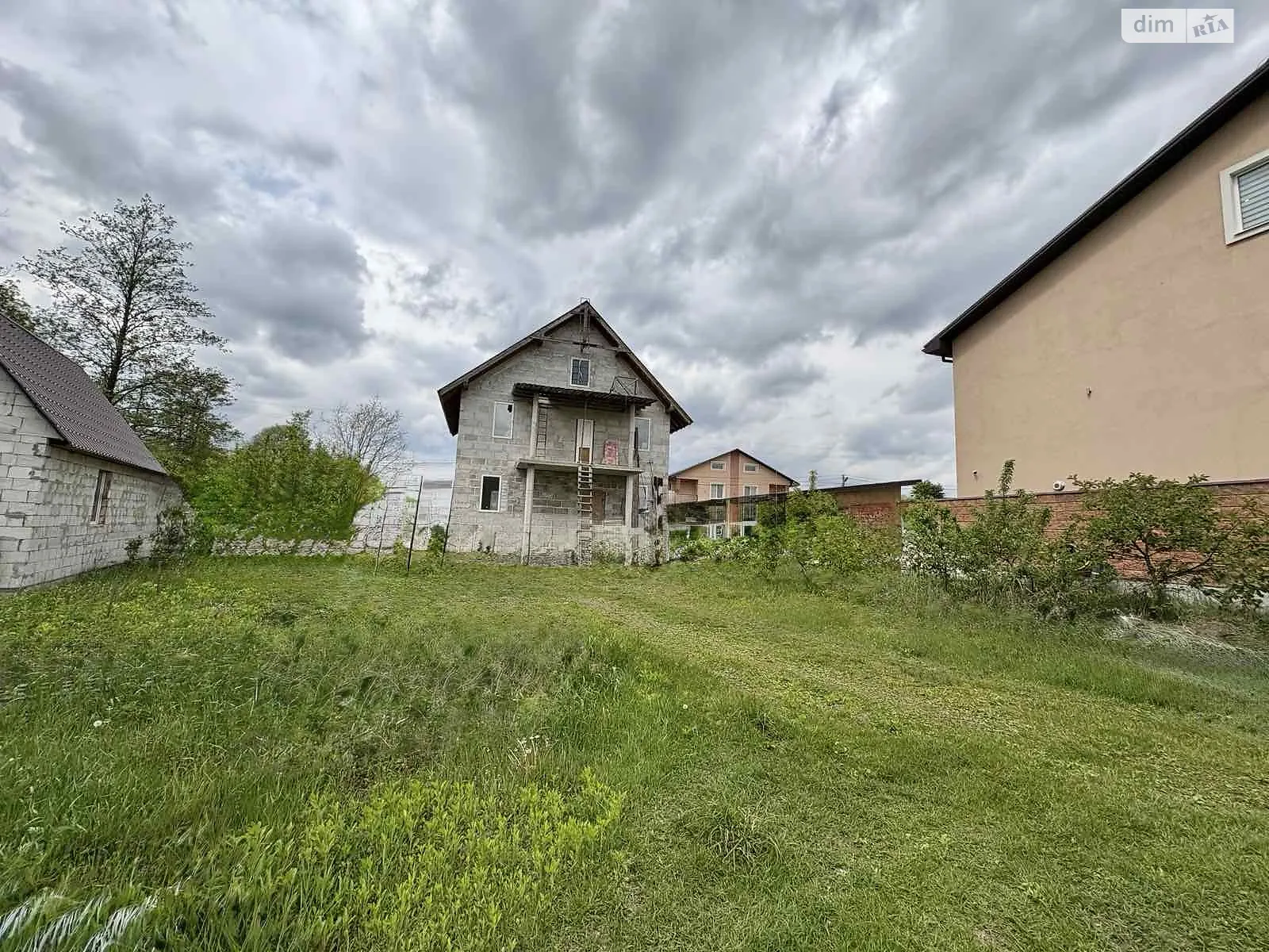 Продается дом на 2 этажа 115.3 кв. м с баней/сауной, цена: 120000 $ - фото 1