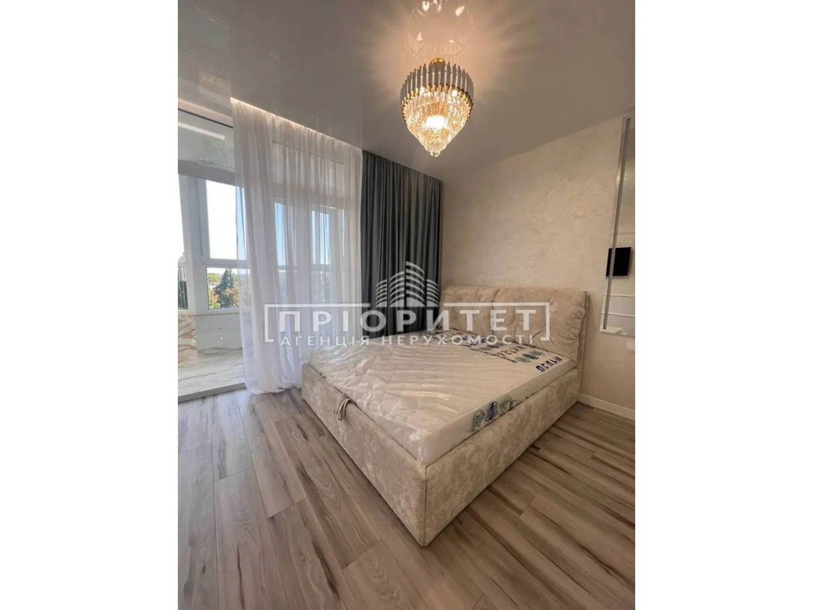 Продается 2-комнатная квартира 70 кв. м в Одессе, ул. Ивана Франко - фото 1