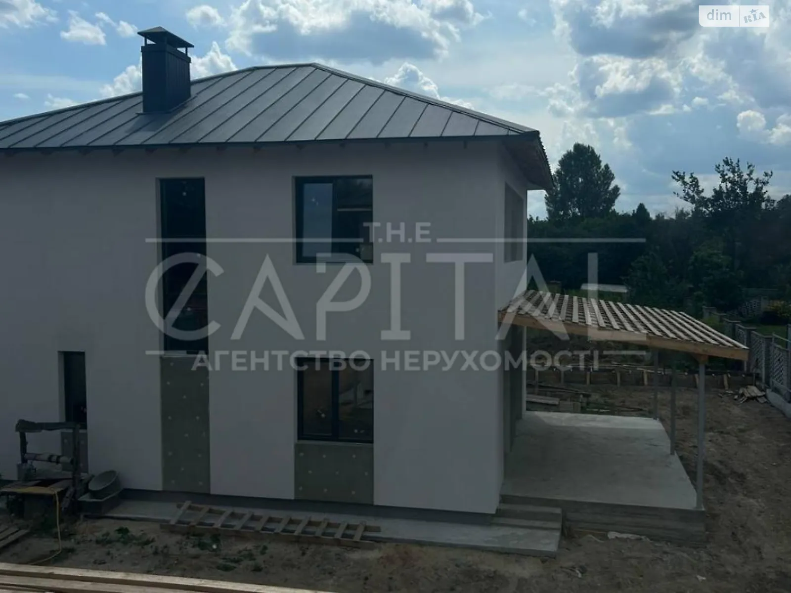 Продается дом на 2 этажа 160 кв. м с бассейном, цена: 180000 $ - фото 1