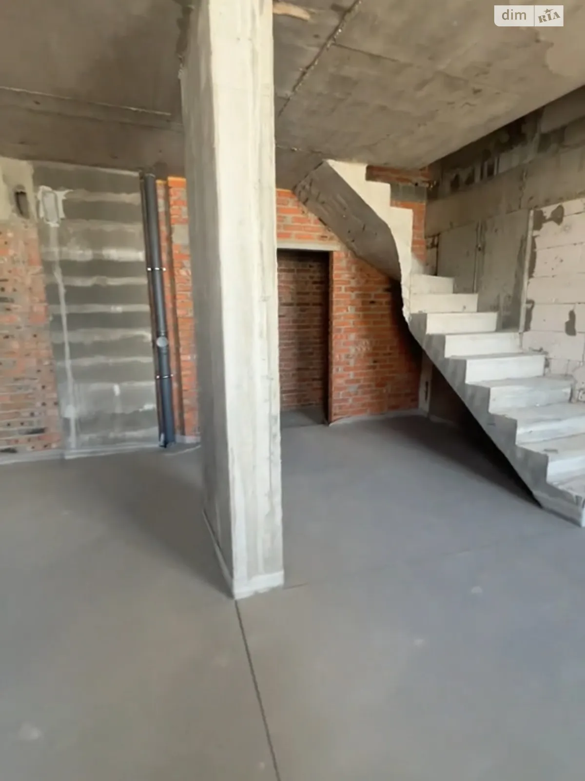 Продается 2-комнатная квартира 78 кв. м в Ирпене, ул. Университетская(Карла Маркса), 3/11 - фото 1