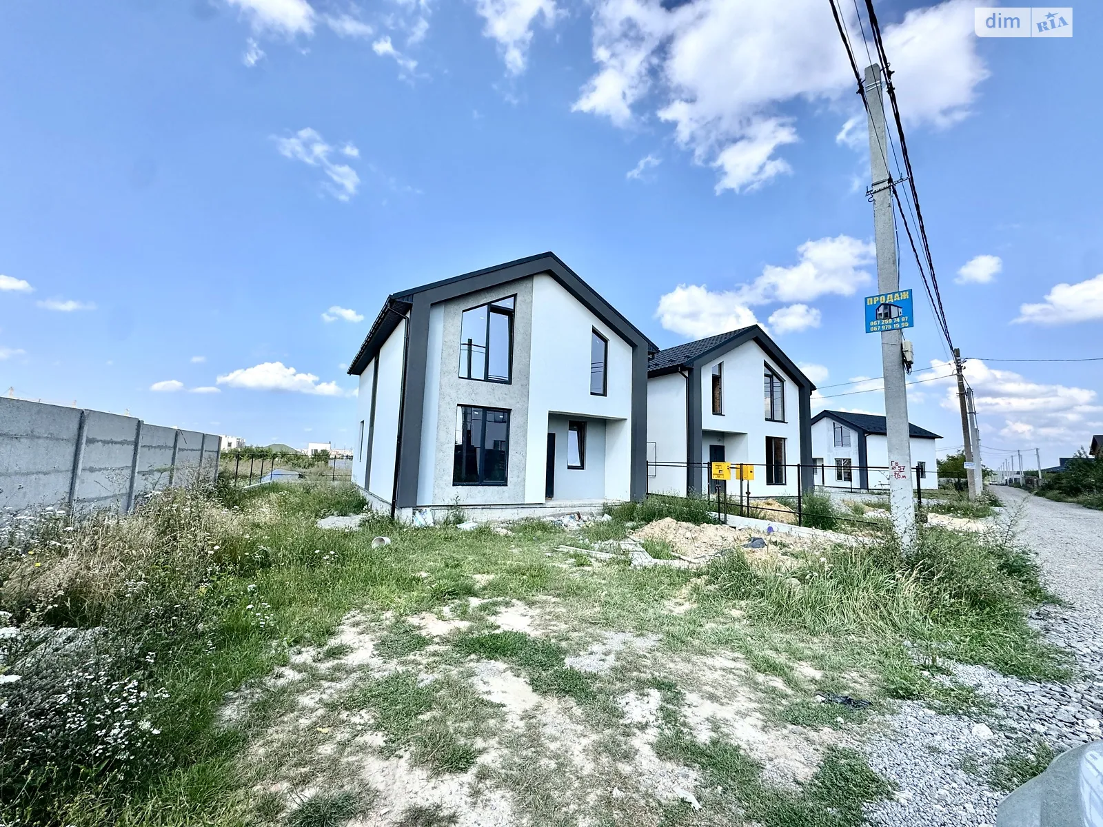 Продается дом на 2 этажа 115 кв. м с балконом, цена: 107000 $ - фото 1