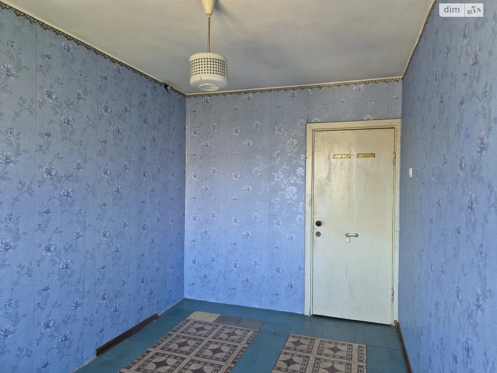 Продается 3-комнатная квартира 57 кв. м в Кривом Роге, просп. 200-летия Кривого Рога, 10 - фото 1