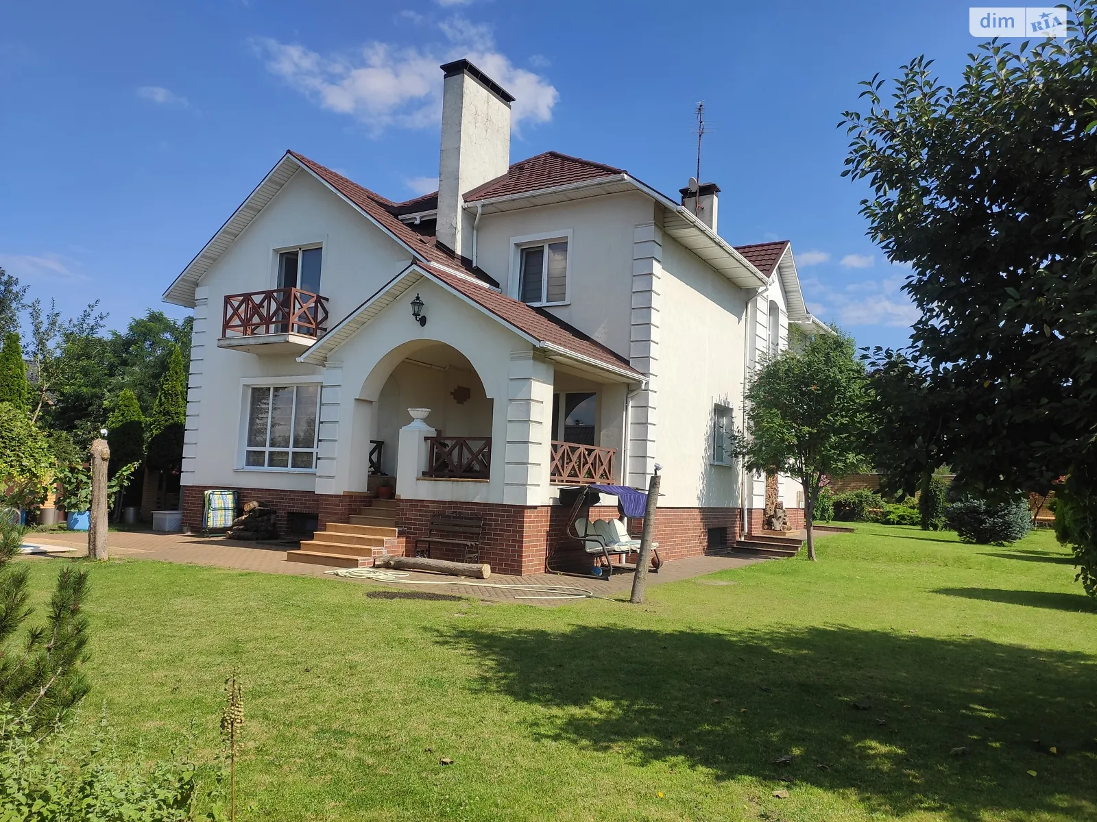 Продается дом на 2 этажа 478 кв. м с мансардой, цена: 495000 $ - фото 1