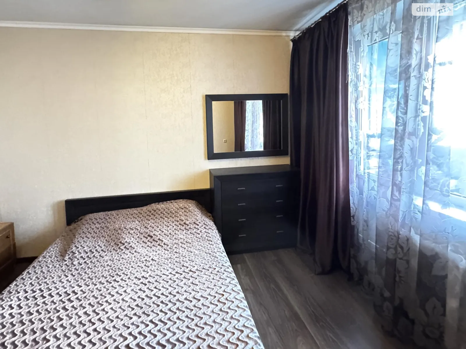 Продается 3-комнатная квартира 74.2 кв. м в Кривом Роге, ул. 5-й Заречный микрорайон - фото 1