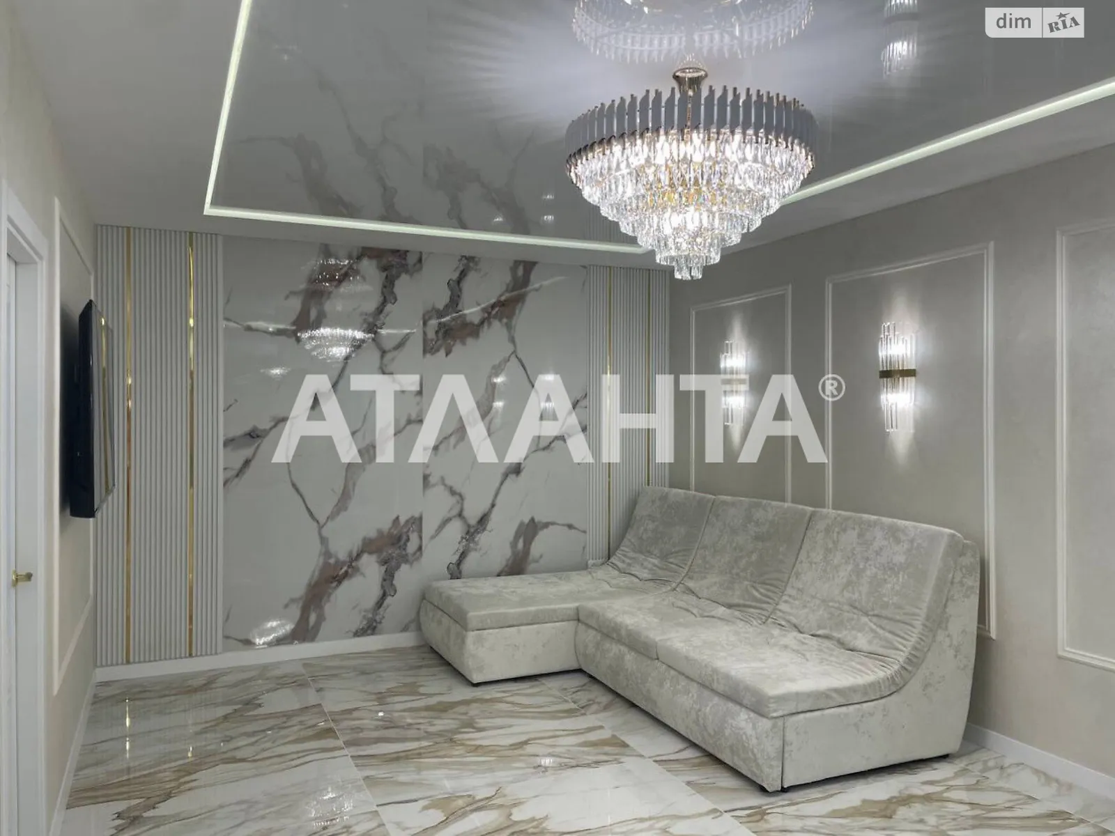 Продается 2-комнатная квартира 70.1 кв. м в Одессе, ул. Ивана Франко, 40 корпус 1 - фото 1