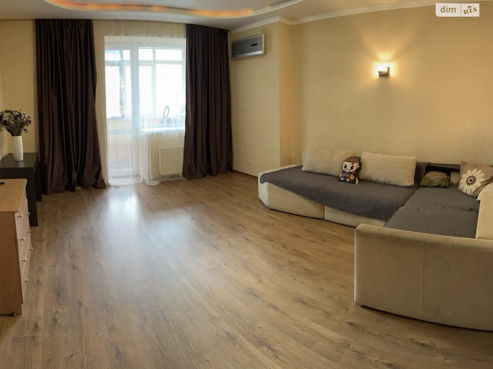 Продается 3-комнатная квартира 105.4 кв. м в Броварах, ул. Михаила Грушевского, 21 - фото 1