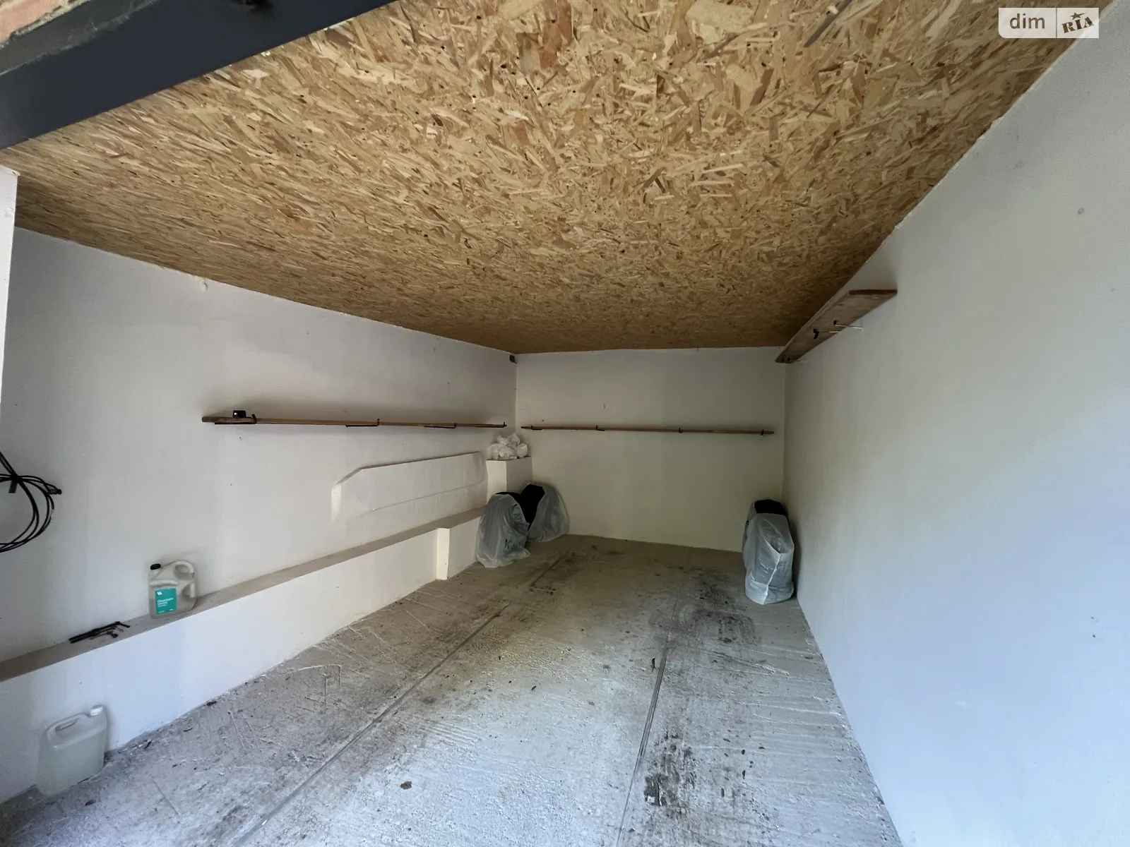 Продається окремий гараж під легкове авто на 16 кв. м, цена: 12000 $ - фото 1