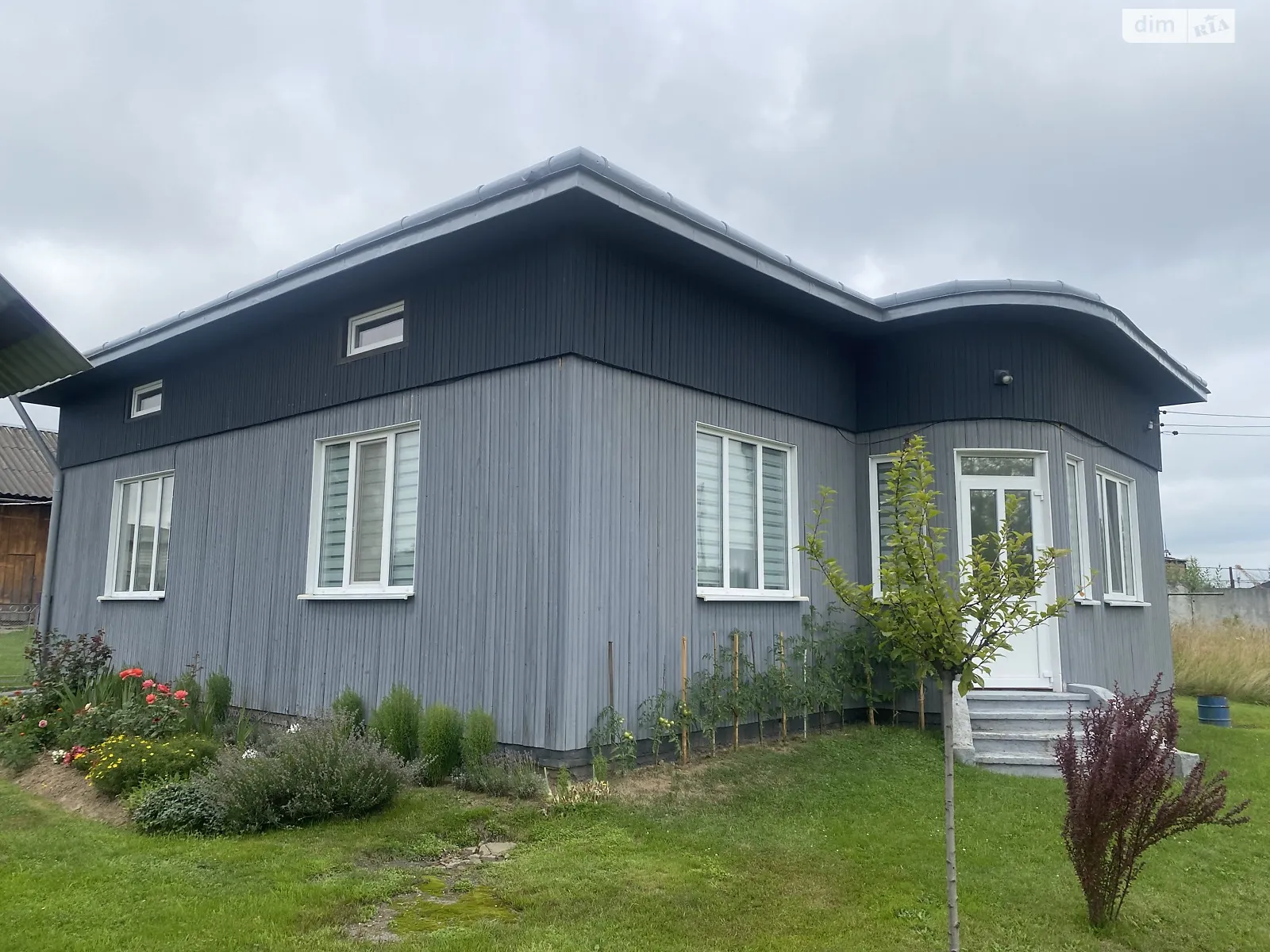 Продается одноэтажный дом 101 кв. м с бассейном, цена: 65000 $ - фото 1