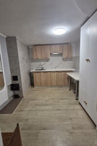 Довгострокова оренда частини будинку, Вінниця, р‑н. Старе місто, Ігоря Костецького вулиця