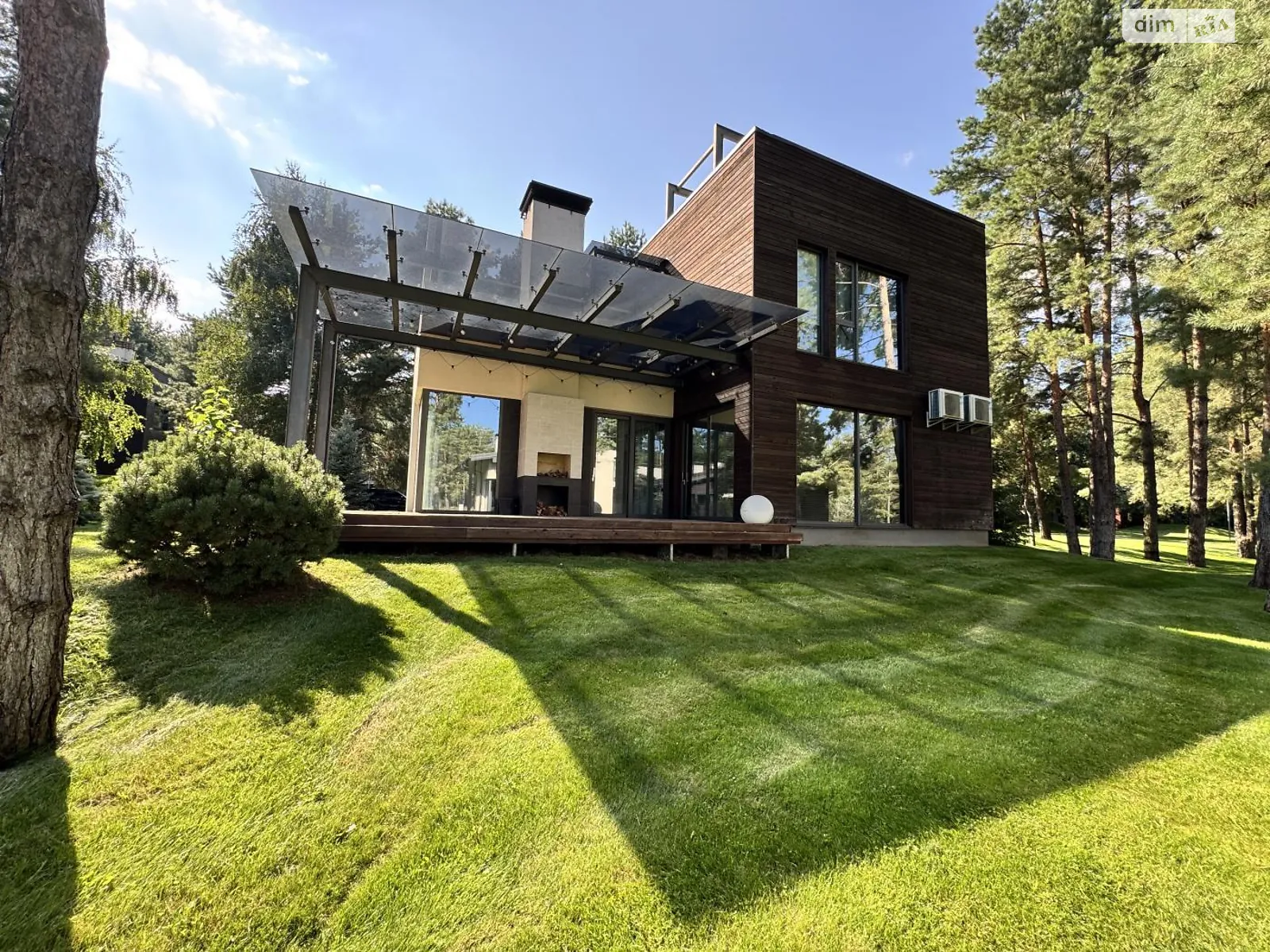 Сдается в аренду дом на 2 этажа 220 кв. м с мансардой, цена: 4500 $ - фото 1