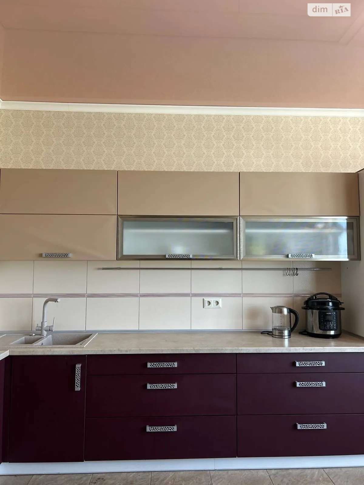 Здається в оренду 3-кімнатна квартира 77.5 кв. м у Одесі, вул. Середньофонтанська, 19Б - фото 1