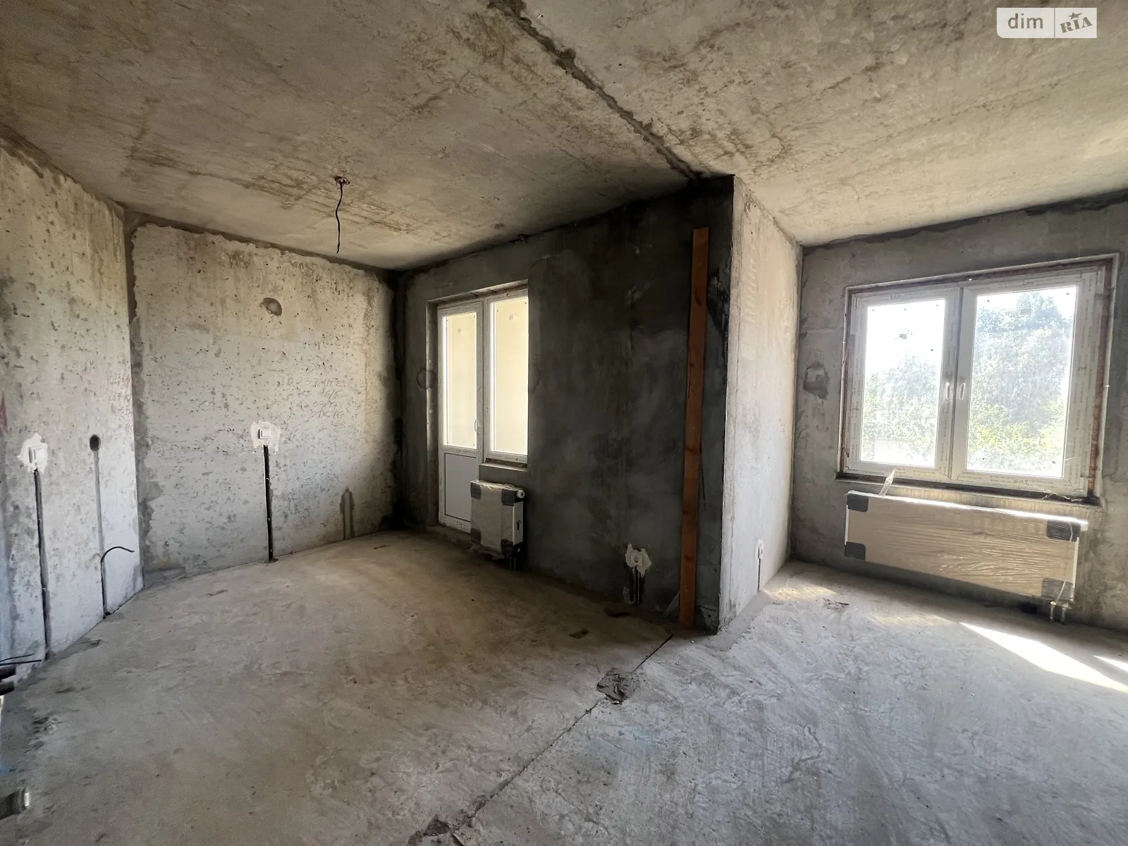 Продається 1-кімнатна квартира 33 кв. м у Києві, вул. Милославська, 18 - фото 1