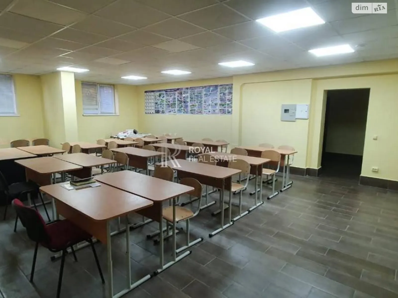 Продается офис 89.7 кв. м в бизнес-центре, цена: 64000 $ - фото 1