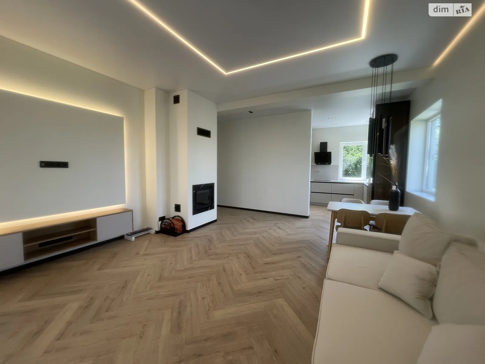 ул. Виноградная, 2 Червеница Ужгород, цена: 215000 $ - фото 1