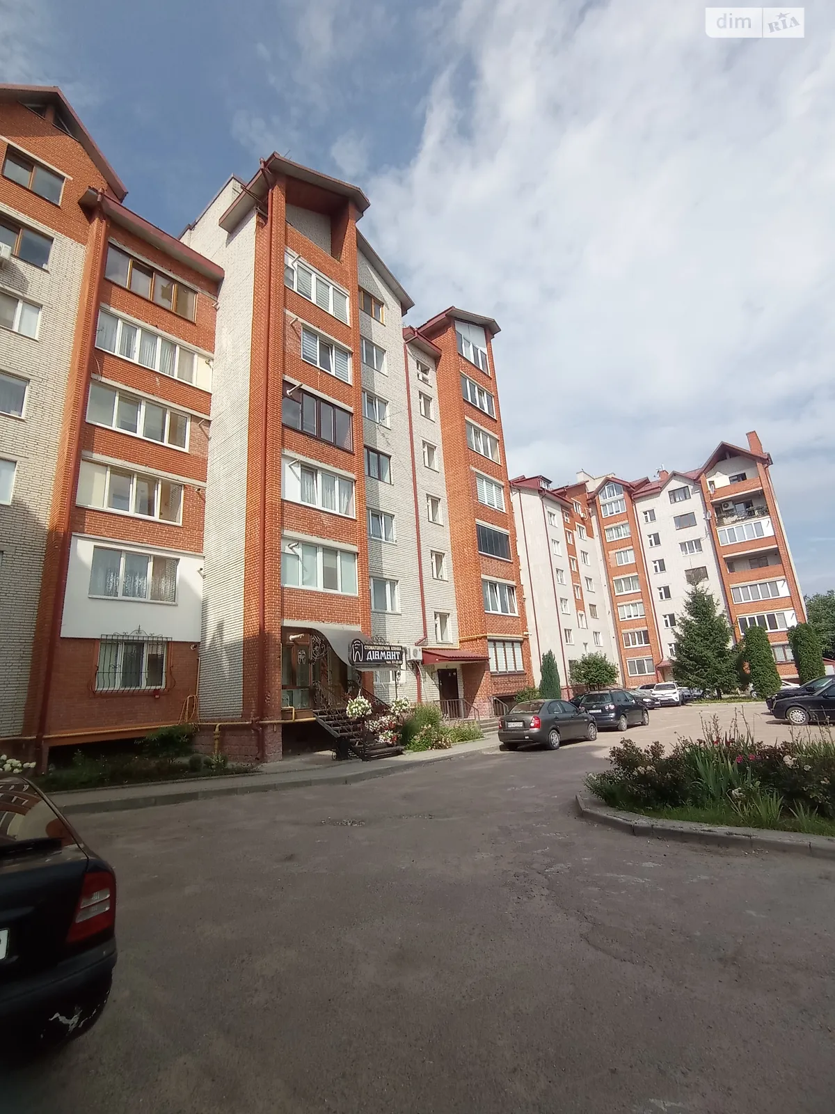 3-комнатная квартира 98.1 кв. м в Тернополе, ул. Киевская, 6А - фото 1