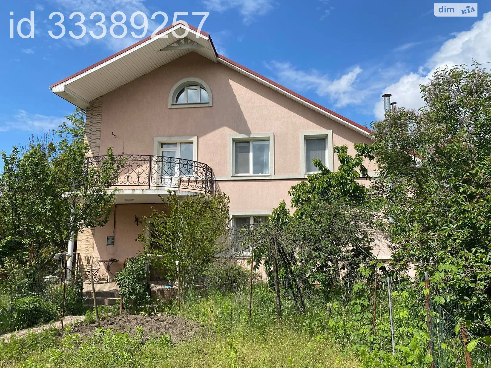 Продается дом на 3 этажа 220 кв. м с садом, цена: 185000 $ - фото 1