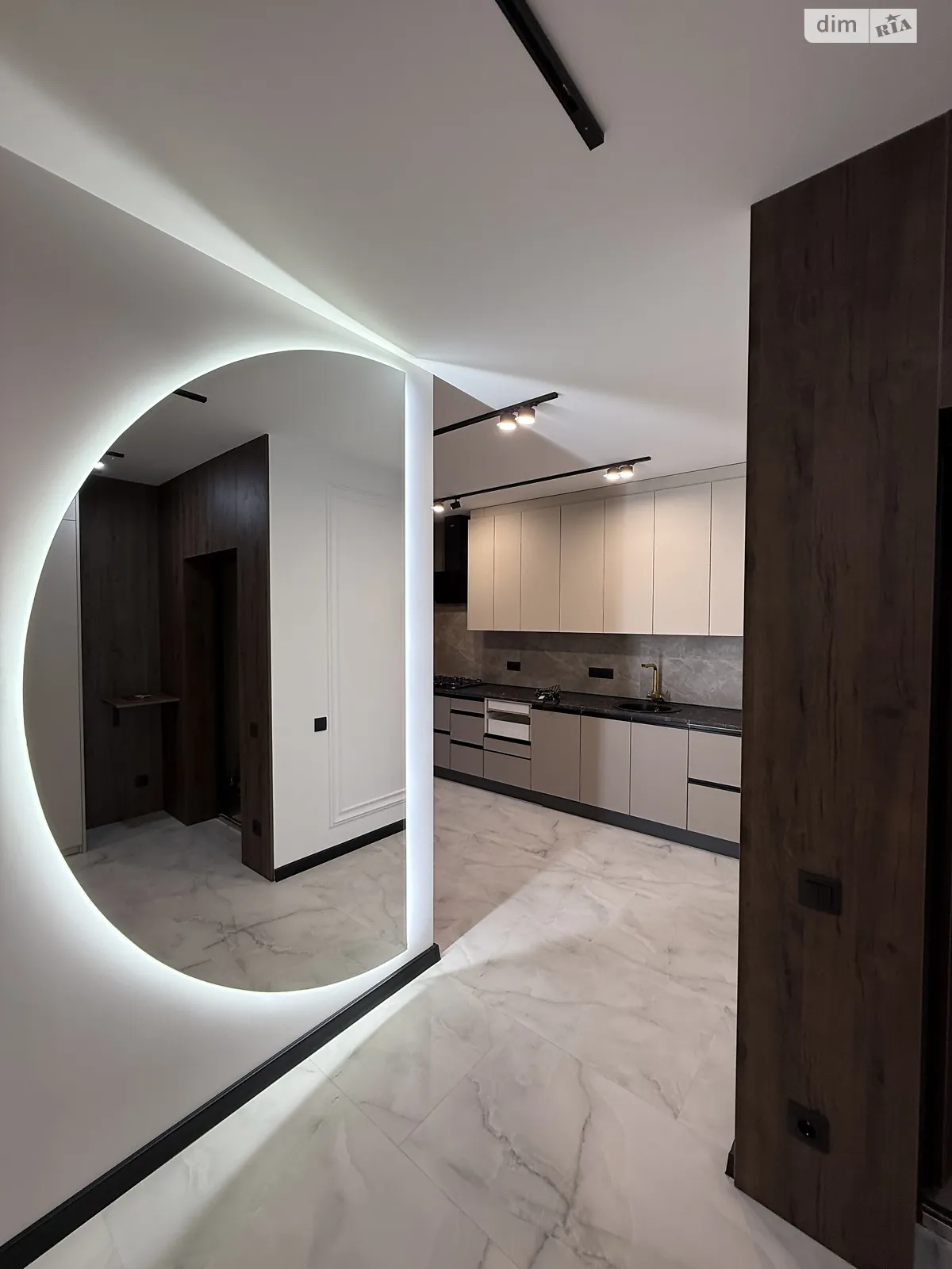 Продается 2-комнатная квартира 67 кв. м в Софиевской Борщаговке, просп. Мартынова, 18 - фото 1