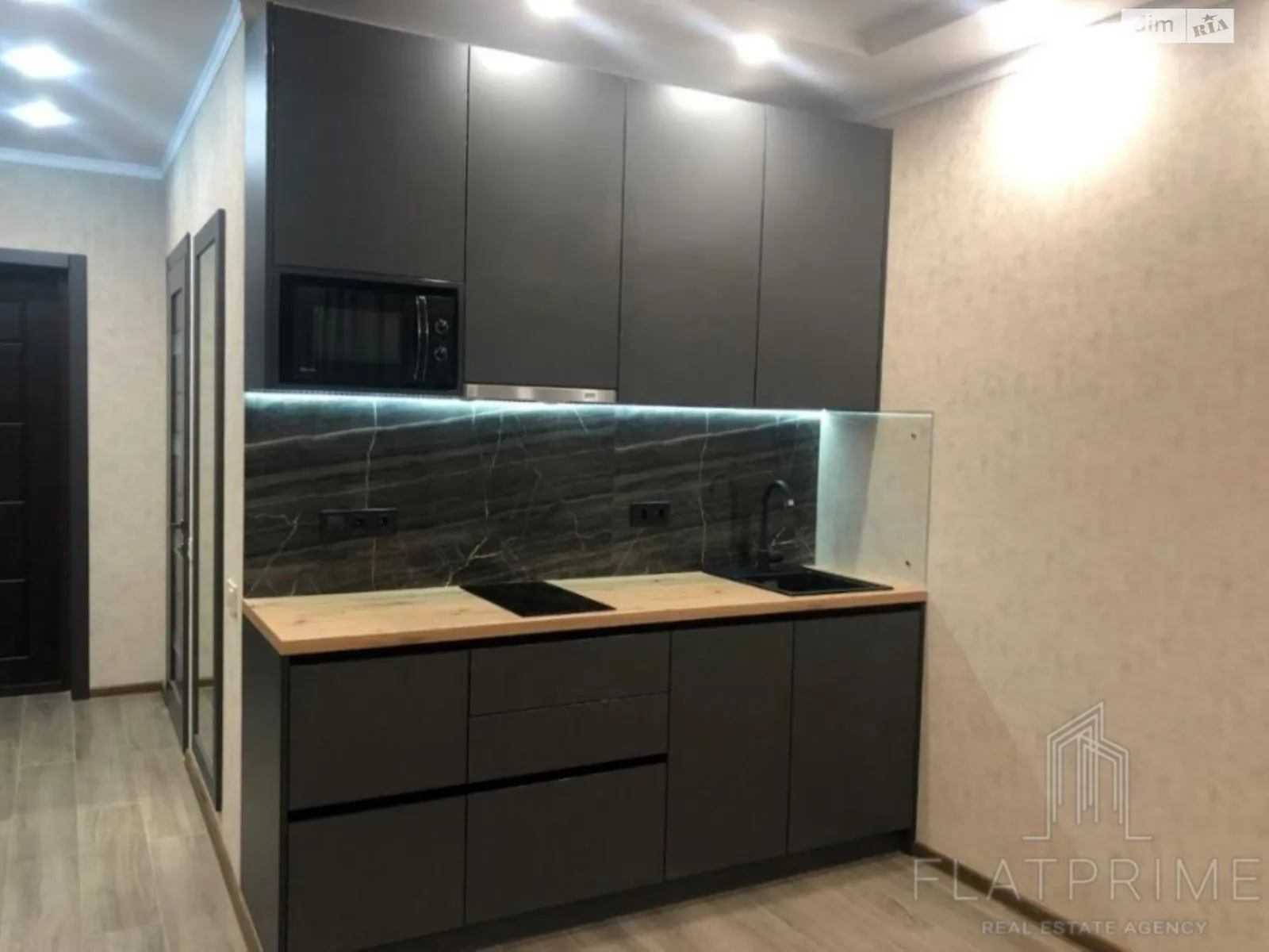 Продается 1-комнатная квартира 35 кв. м в Киеве, ул. Осокорская, 2А/2 - фото 1