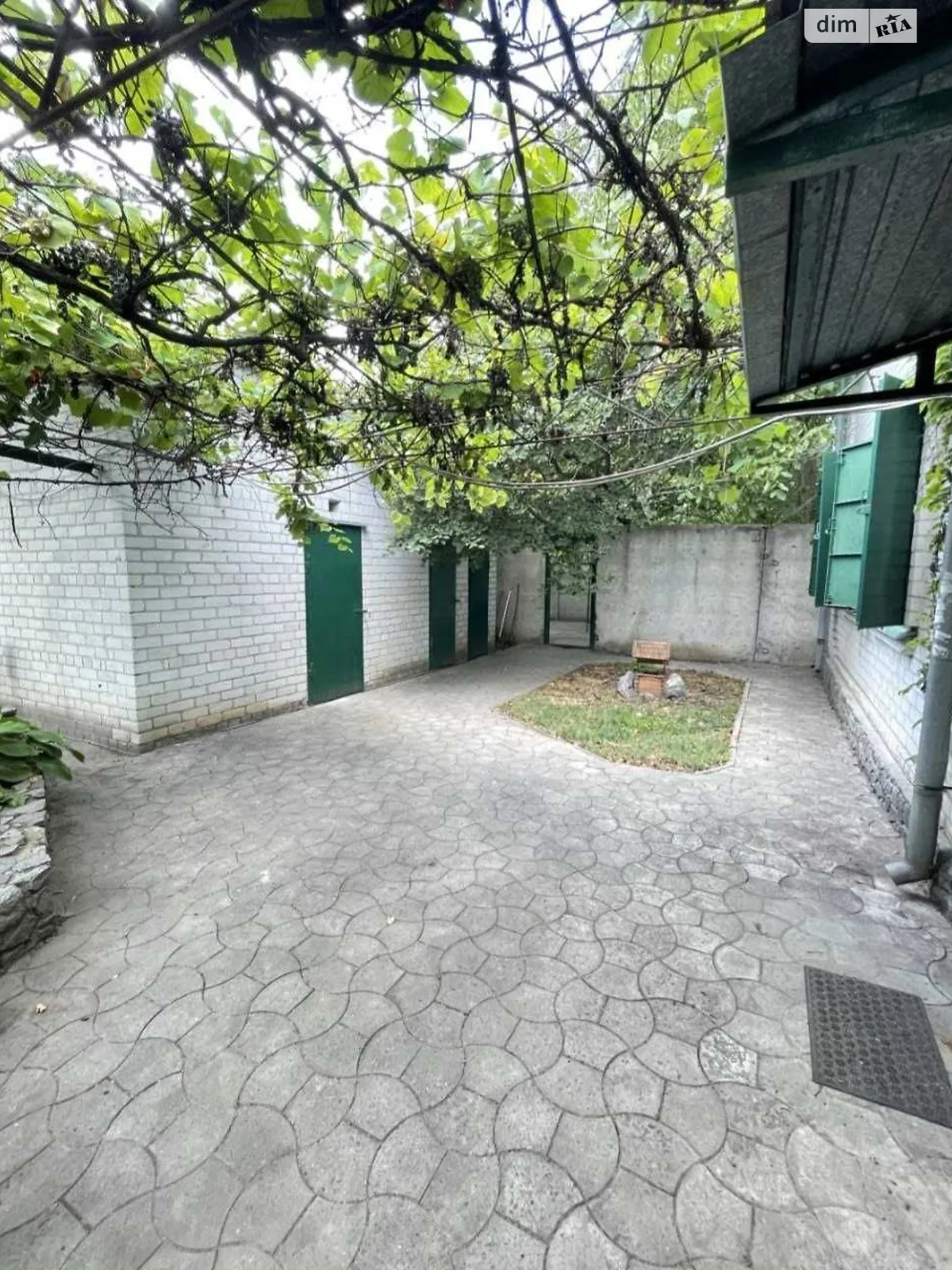 Продается дом на 2 этажа 129 кв. м с гаражом, цена: 75000 $ - фото 1