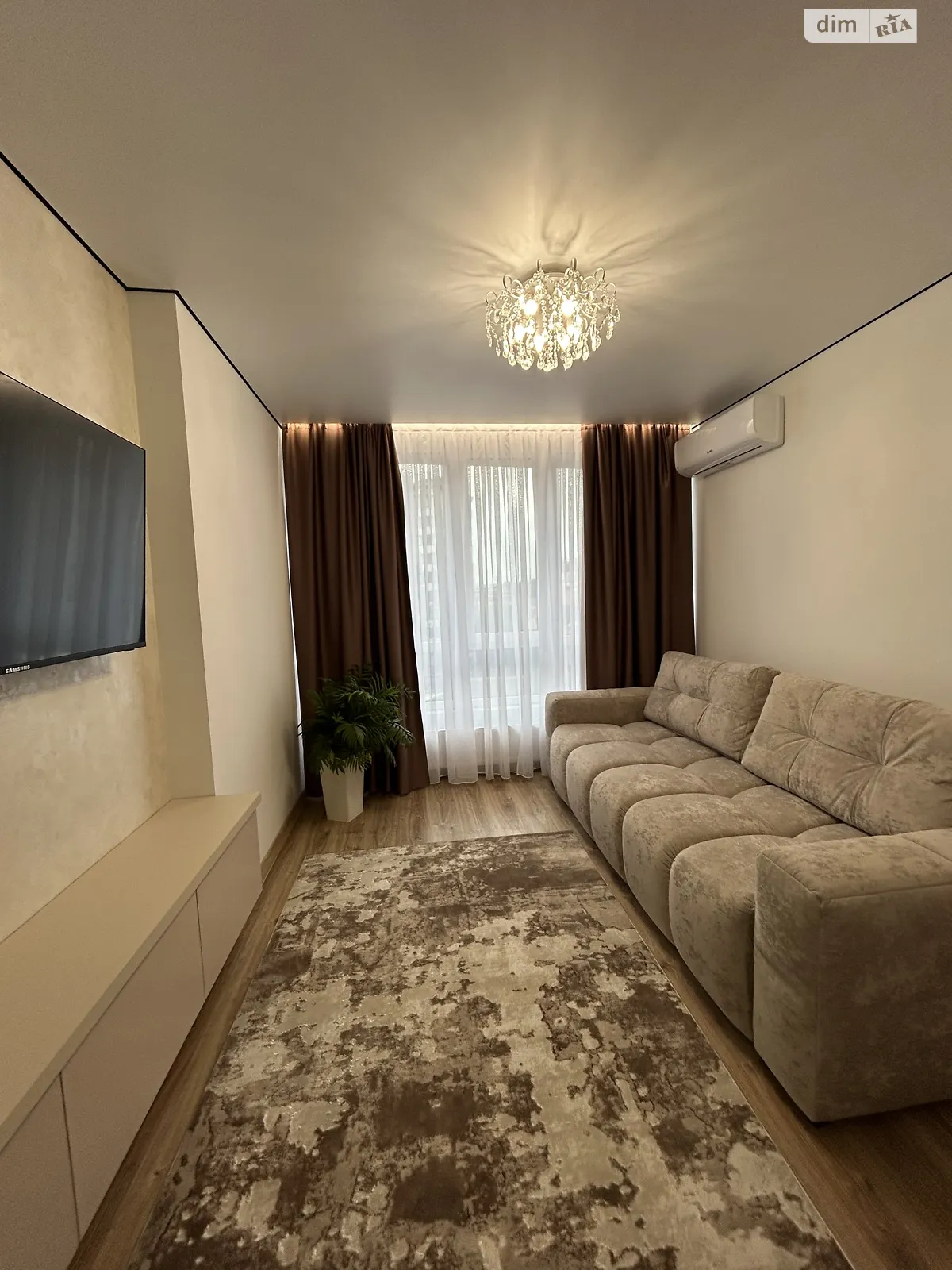 Продается 2-комнатная квартира 63 кв. м в Ивано-Франковске, бул. Южный - фото 1