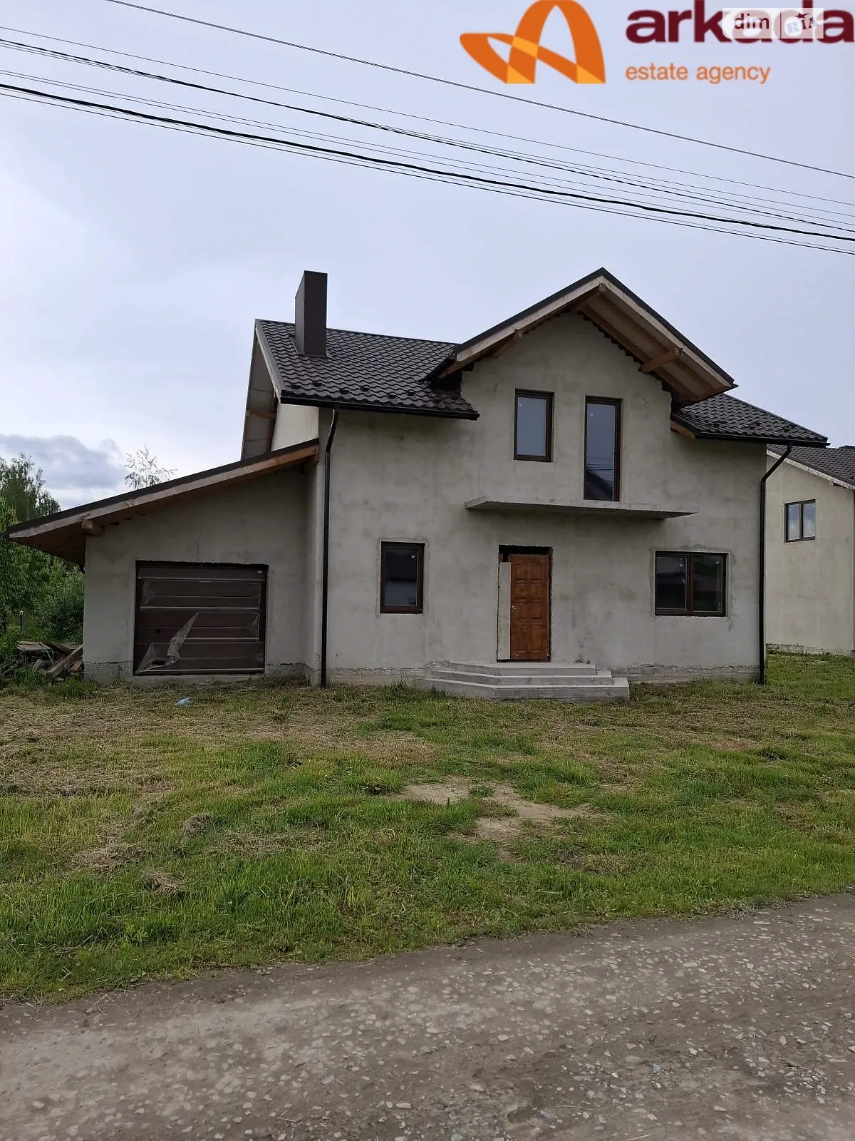 Продается дом на 2 этажа 160 кв. м с балконом, цена: 96500 $ - фото 1