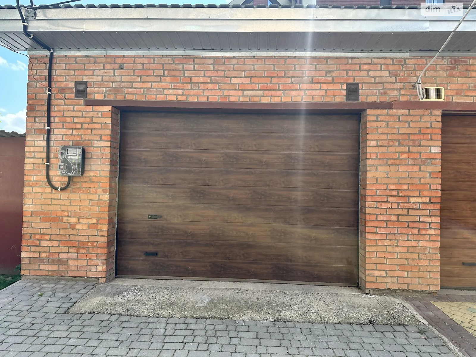 Продается отдельно стоящий гараж универсальный на 27 кв. м, цена: 35000 $ - фото 1