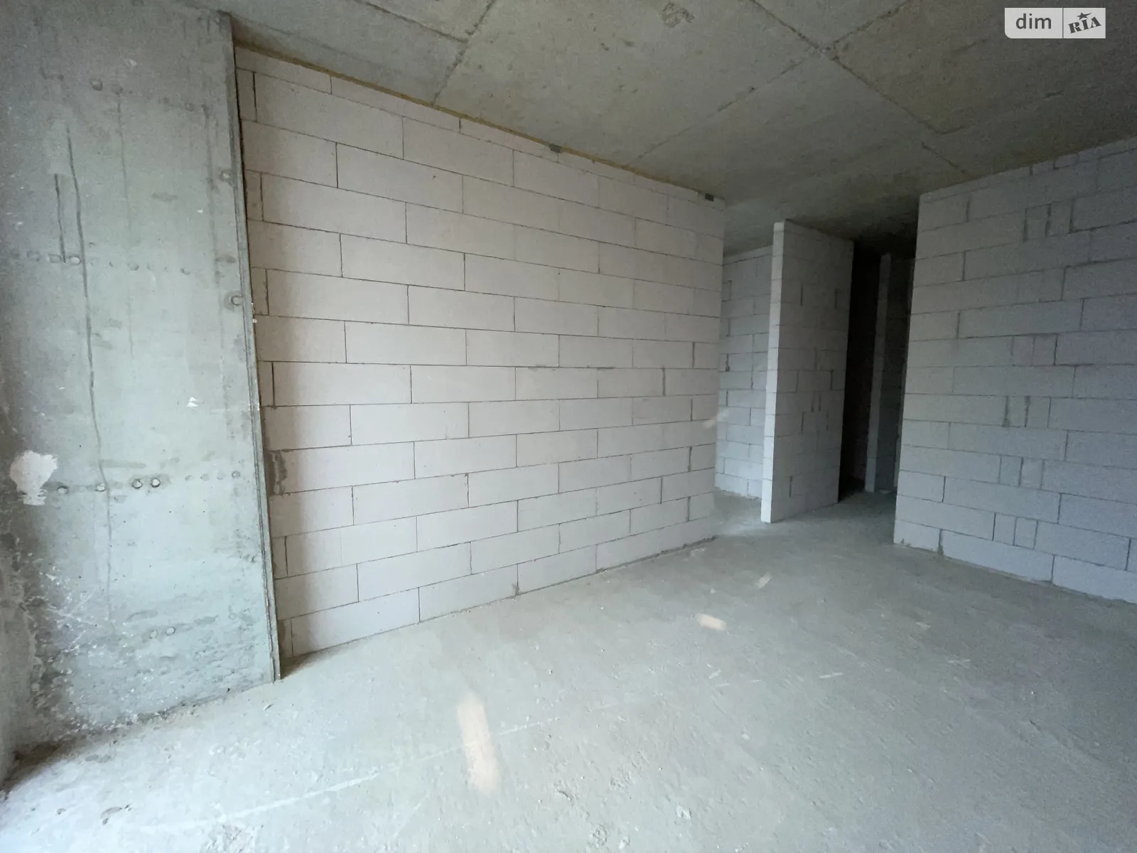 Продається 1-кімнатна квартира 41 кв. м у Івано-Франківську, вул. Юліана Пелеша(Крайківського), 1 - фото 1