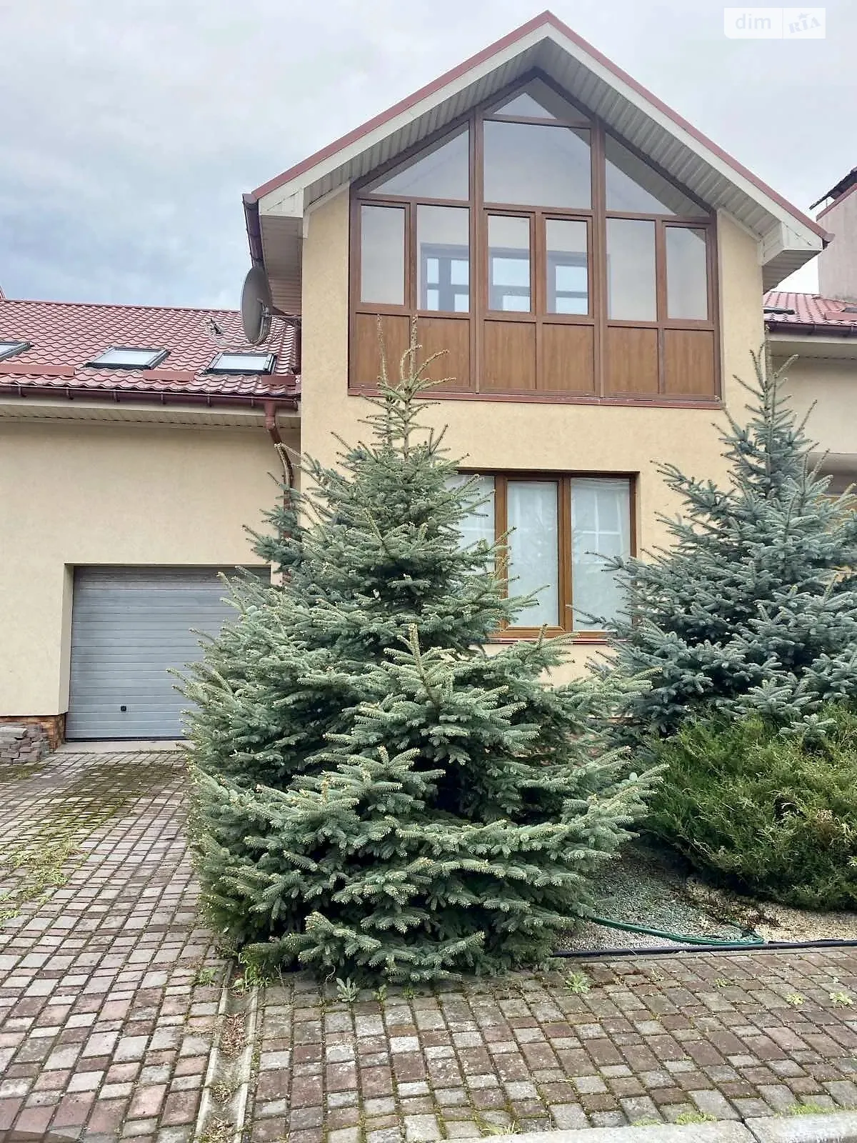 Продается дом на 2 этажа 160.4 кв. м с баней/сауной, цена: 155000 $ - фото 1