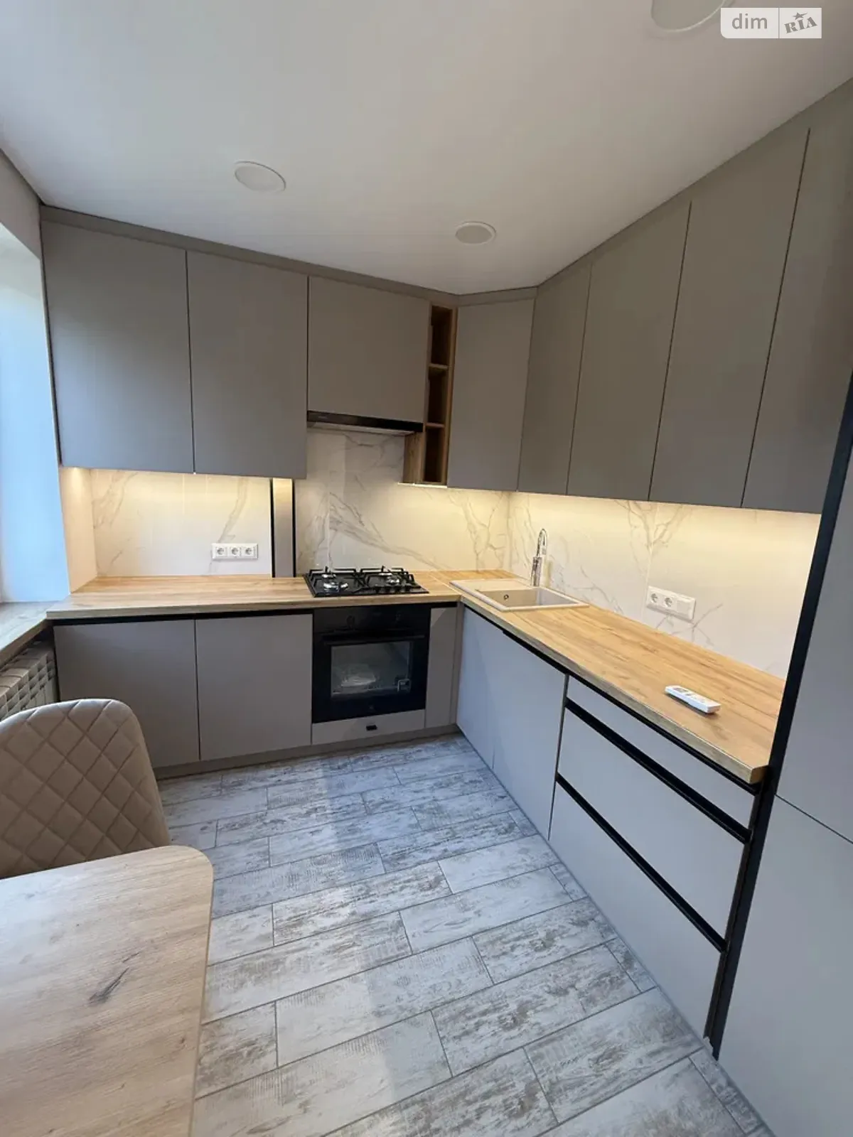 Сдается в аренду 2-комнатная квартира 45 кв. м в Днепре, просп. Поля Александра, 143 - фото 1