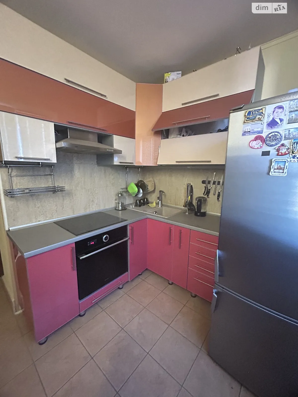 Продается 1-комнатная квартира 38 кв. м в Харькове, ул. Нескореных(Героев Труда), 43 - фото 1