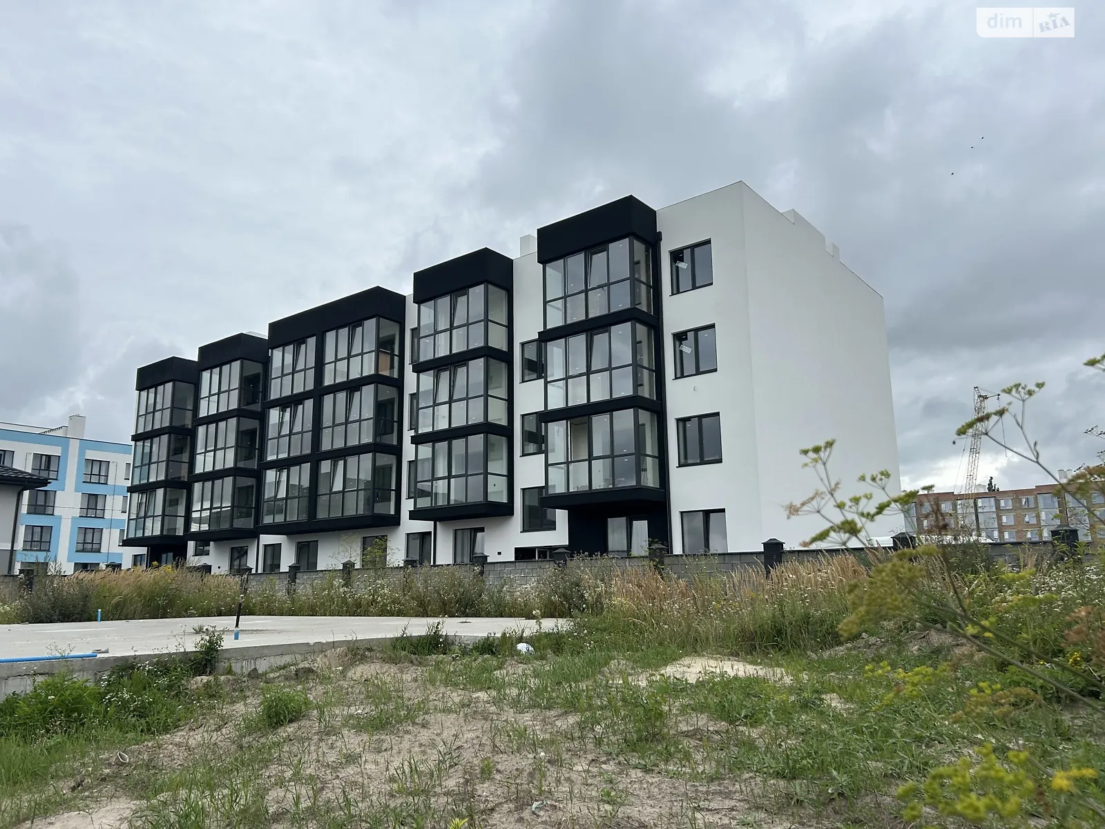 Продается 1-комнатная квартира 38 кв. м в Ровно, мас. Веснянковый - фото 1
