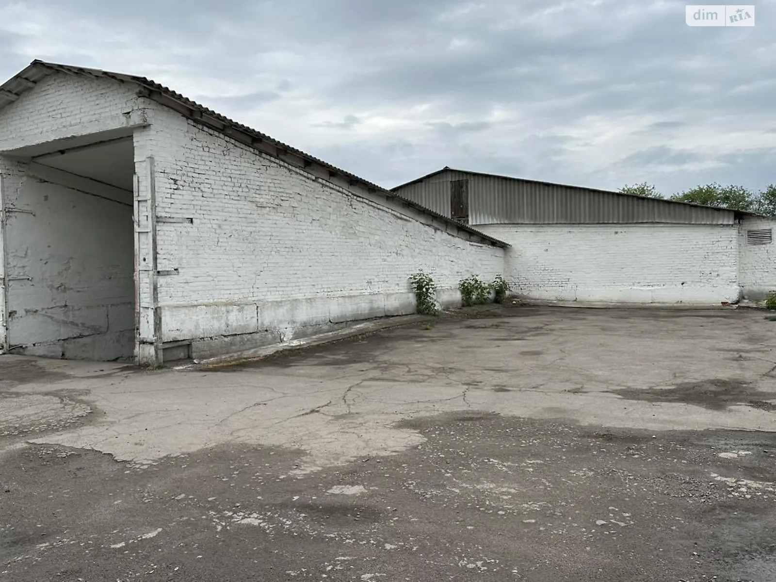Сдается в аренду помещения свободного назначения 1000 кв. м в 1-этажном здании, цена: 45000 грн - фото 1