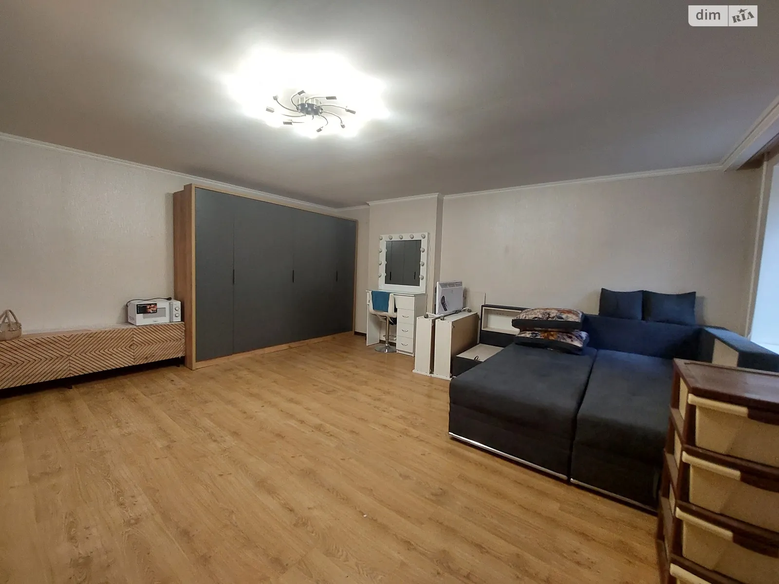 Продается 2-комнатная квартира 61.8 кв. м в, цена: 40500 $ - фото 1