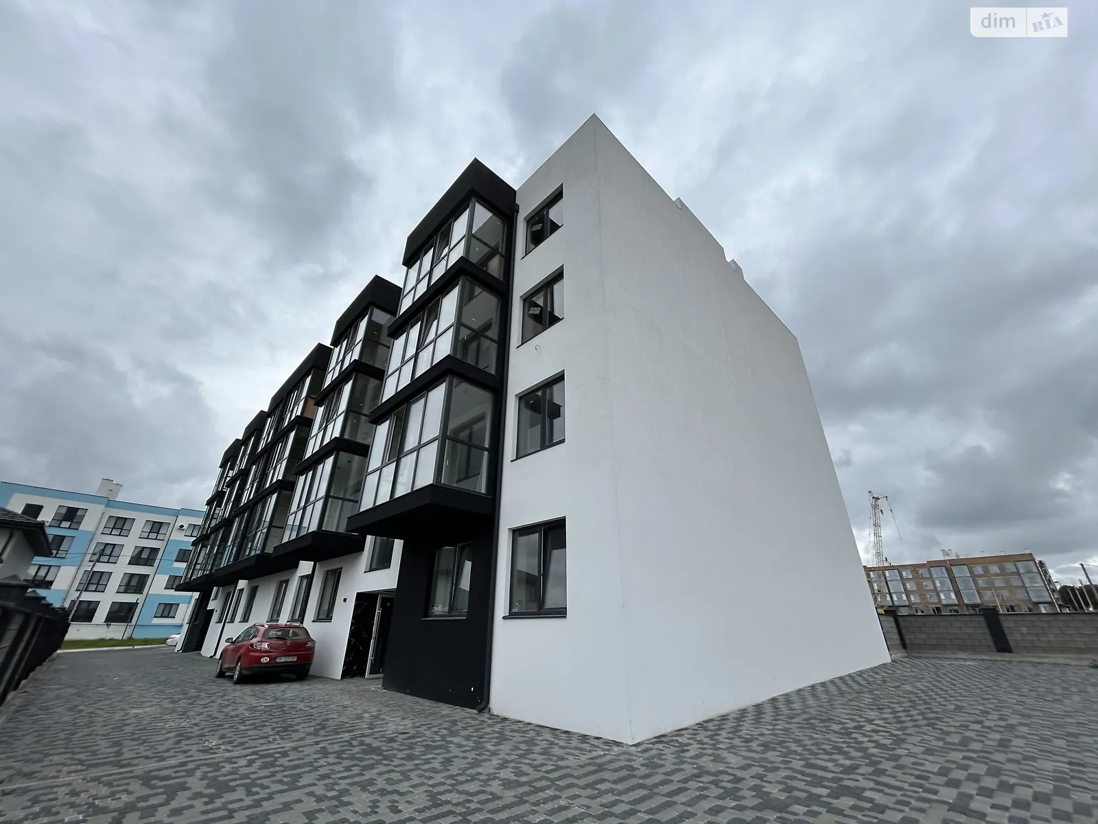 Продается 1-комнатная квартира 48 кв. м в Ровно, мас. Веснянковый - фото 1