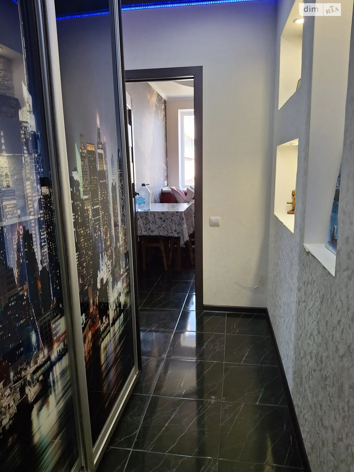 Продается 2-комнатная квартира 54 кв. м в Херсоне, просп. Адмирала Сенявина(Национальной Гвардии Украины), 152А - фото 1