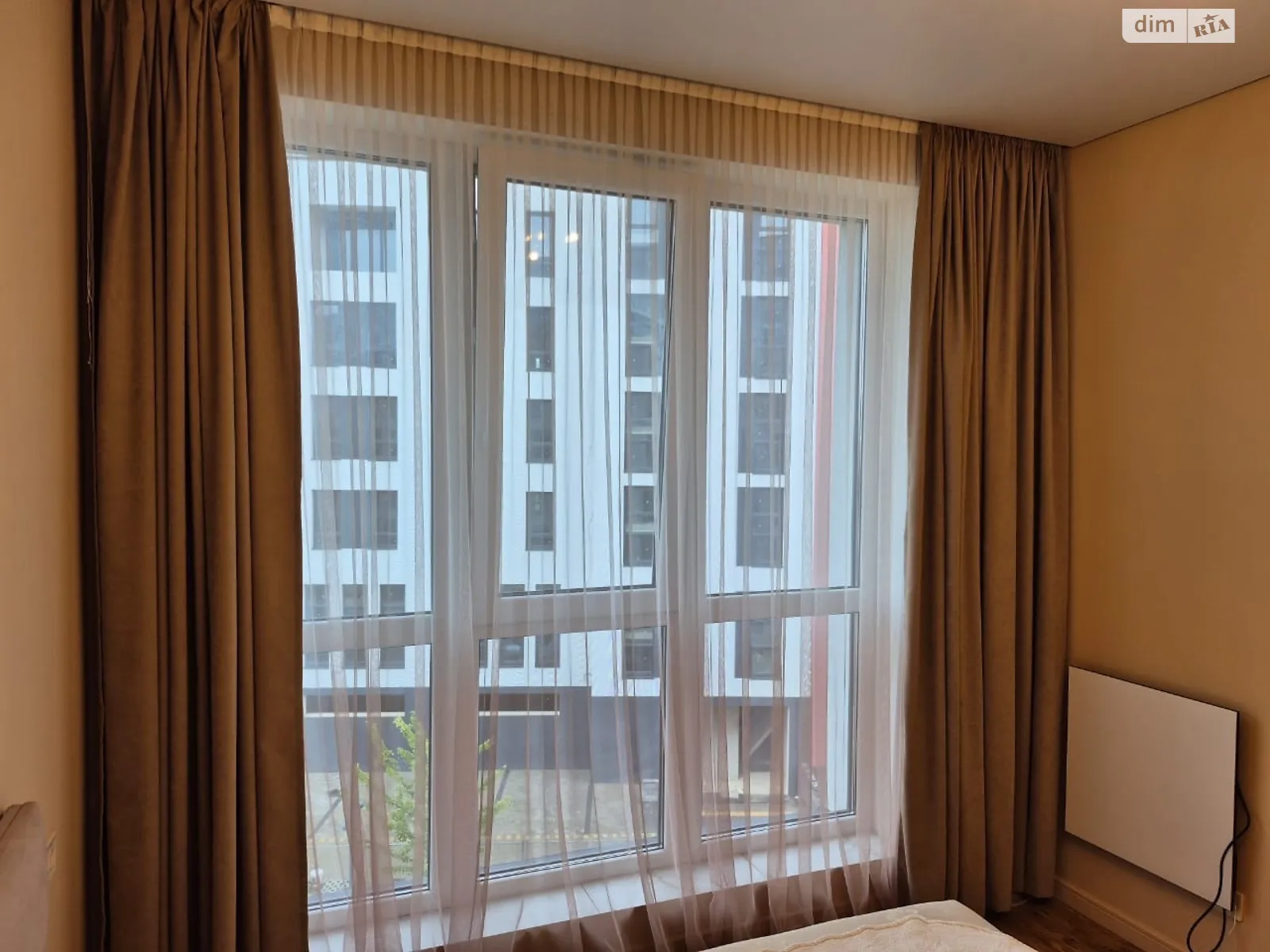 Продається 1-кімнатна квартира 45.6 кв. м у Минаї, вул. Августина Волошина, 16 - фото 1