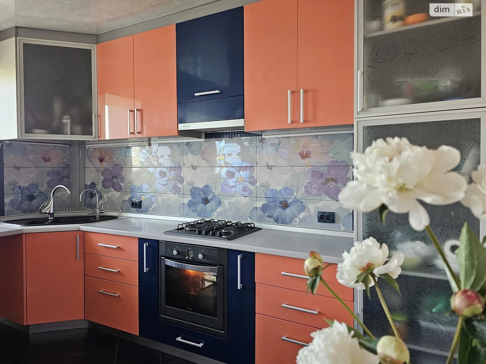 Продается 3-комнатная квартира 101.4 кв. м в Одессе, ул. Ицхака Рабина - фото 1