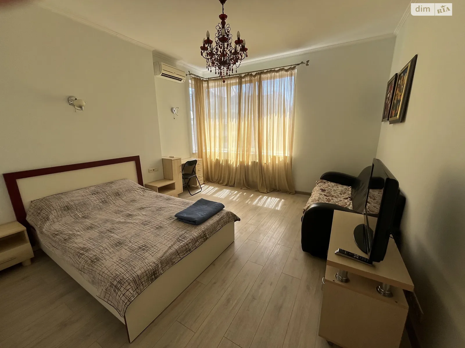 Здається в оренду 2-кімнатна квартира у Одесі, вул. Середньофонтанська, 19Б - фото 1