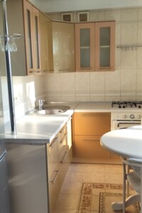 Долгосрочная аренда квартиры, Киев, р‑н. Галаганы, ст.м. Святошин, Чистяковская улица, дом 12